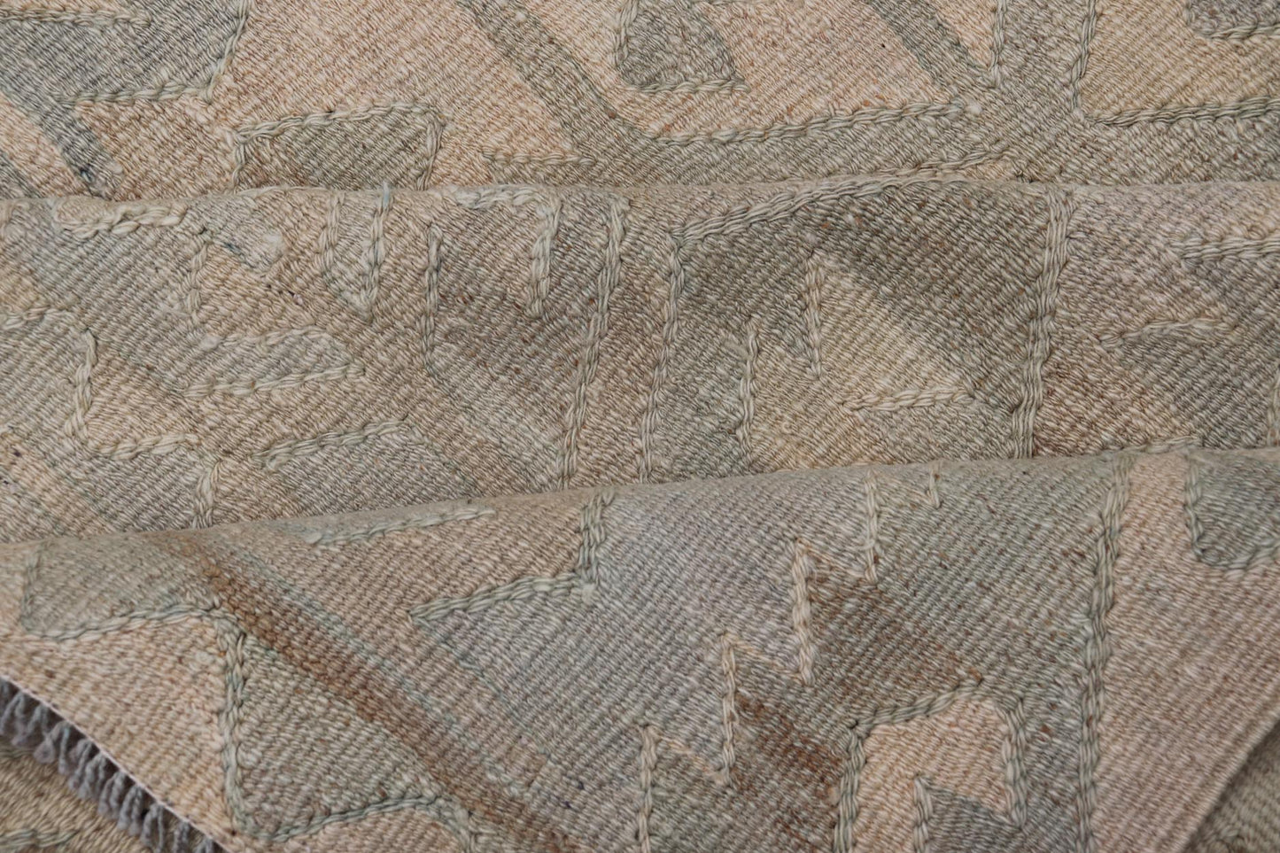 Gallery Turkish Vintage Flat - Weave Tribal Designed Kilim in Earthy Tones This vintage Turkish flat weave Kilim features tribal relics and faded earthy neutrals. The repeating design covers the entire field of muted light blue, caramel, taupe and gr... - Keivan Woven ArtsEN - 14037 - 23738Rug