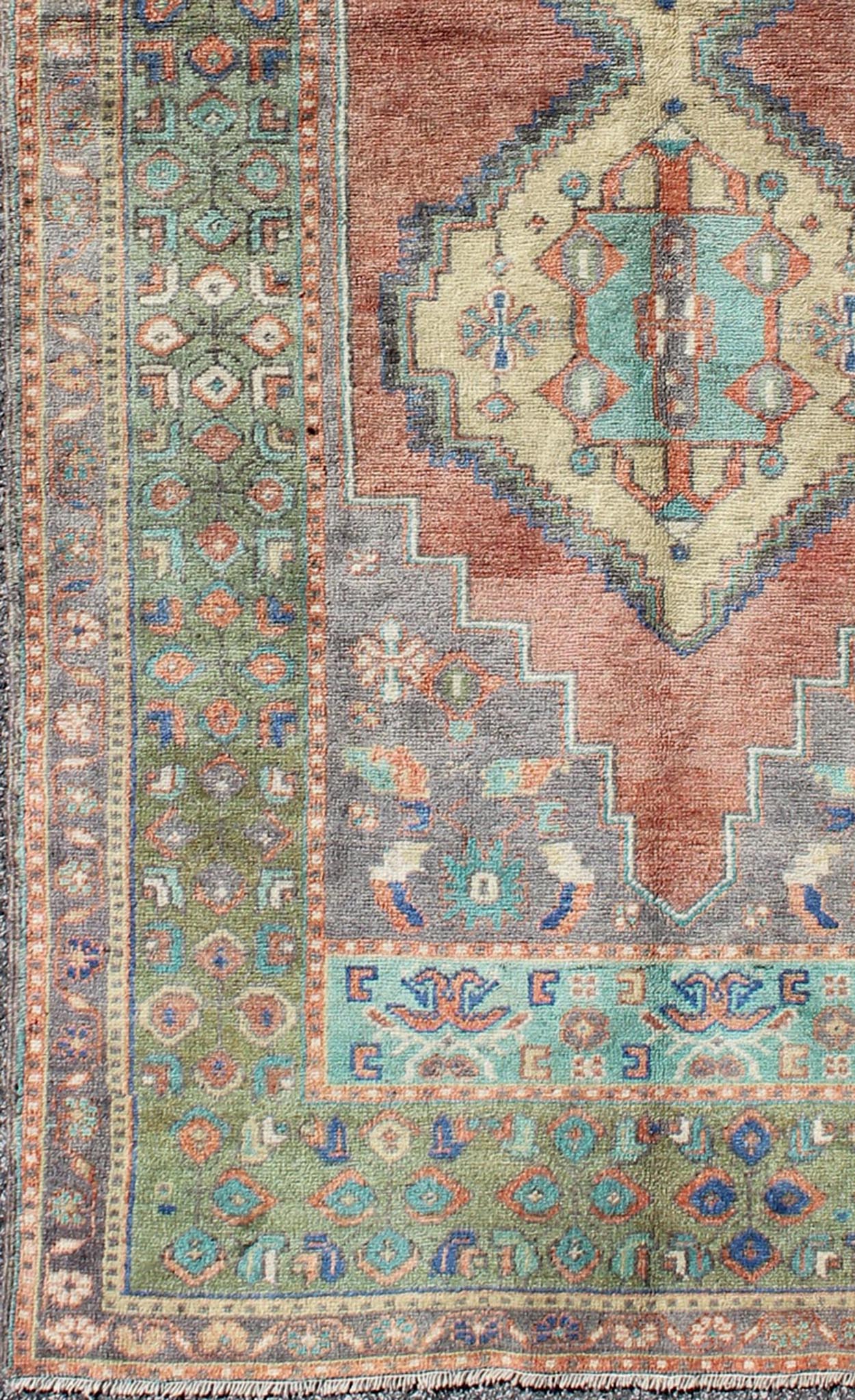 Green and Orange Turkish Oushak Rug Vintage Dual Diamond Medallions kwarugs Green and orange Turkish Oushak rug vintage dual diamond medallions, rug tu - en - 140417, country of origin / type: Turkey / Oushak, circa 1940 This vintage Turkish ... - Keivan Woven ArtsEN - 140417 - 5652Rug