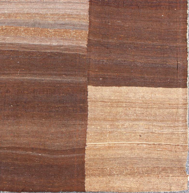 Large Hand Woven Flat Weave Kilim in Six Panels of Dark Brown, Light Brown, Taupe & Khaki. Large Hand Woven Vintage Kilim in Six Panels. Keivan Woven Arts / Rug / EN - 140470. Large vintage Flat weave. Measures: 11'7 x 16'8 Six panel... - Keivan Woven ArtsEN - 140470 - 5670Rug