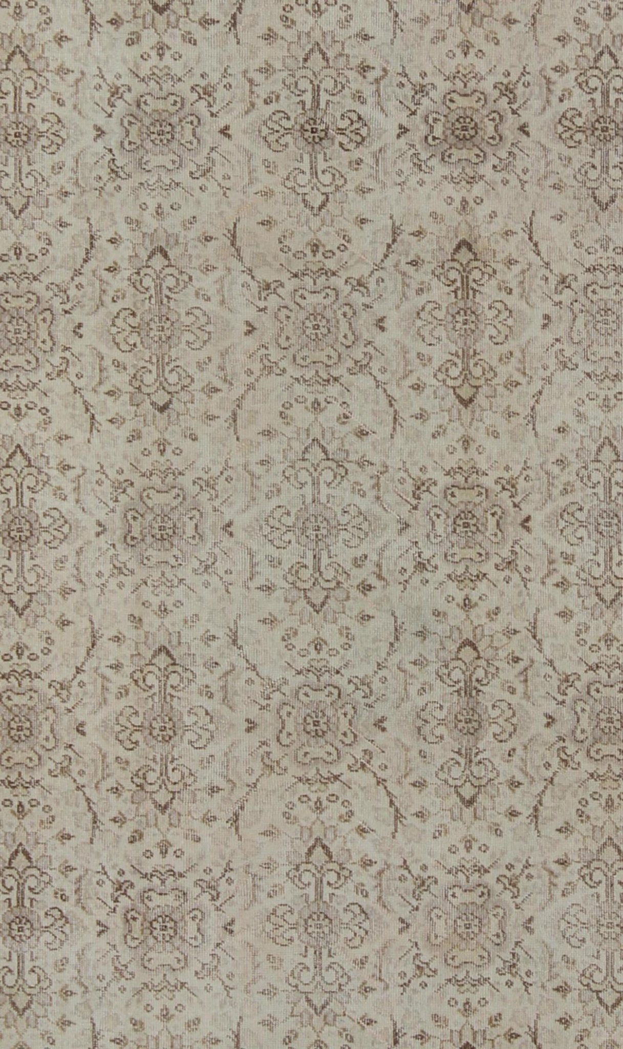 Vintage Turkish Oushak Carpet with Botanical Motifs Set on an Cream Ground Vintage Turkish Oushak Carpet with Botanical Motifs Set on an Ivory Ground Vintage Oushak. Keivan Woven Arts / Rug/EN - 140567. Mid - 20th Century Turkish. Measures: 5'7 ... - Keivan Woven ArtsEN - 140567 - 5700Rug