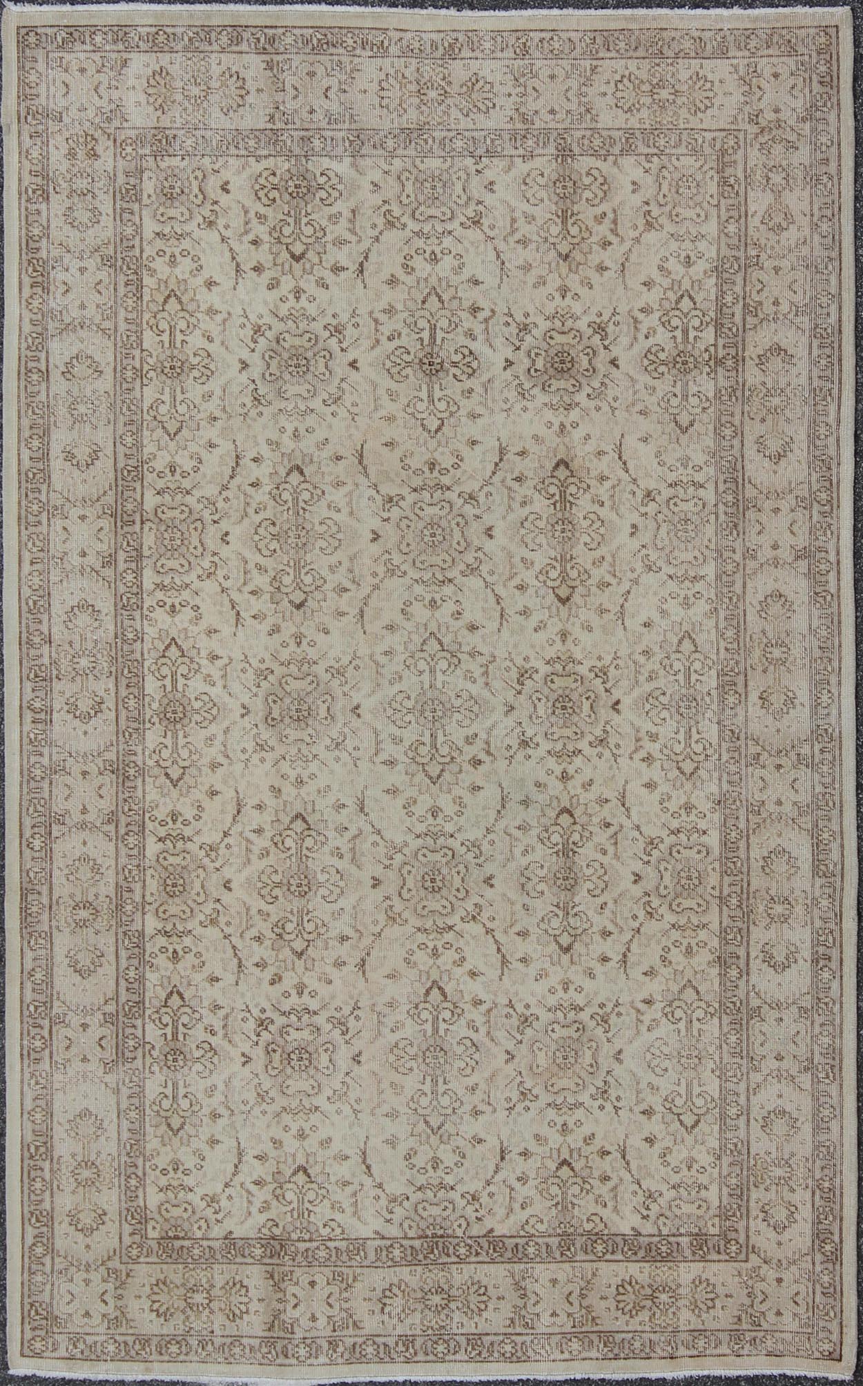 Vintage Turkish Oushak Carpet with Botanical Motifs Set on an Cream Ground Vintage Turkish Oushak Carpet with Botanical Motifs Set on an Ivory Ground Vintage Oushak. Keivan Woven Arts / Rug/EN - 140567. Mid - 20th Century Turkish. Measures: 5'7 ... - Keivan Woven ArtsEN - 140567 - 5700Rug