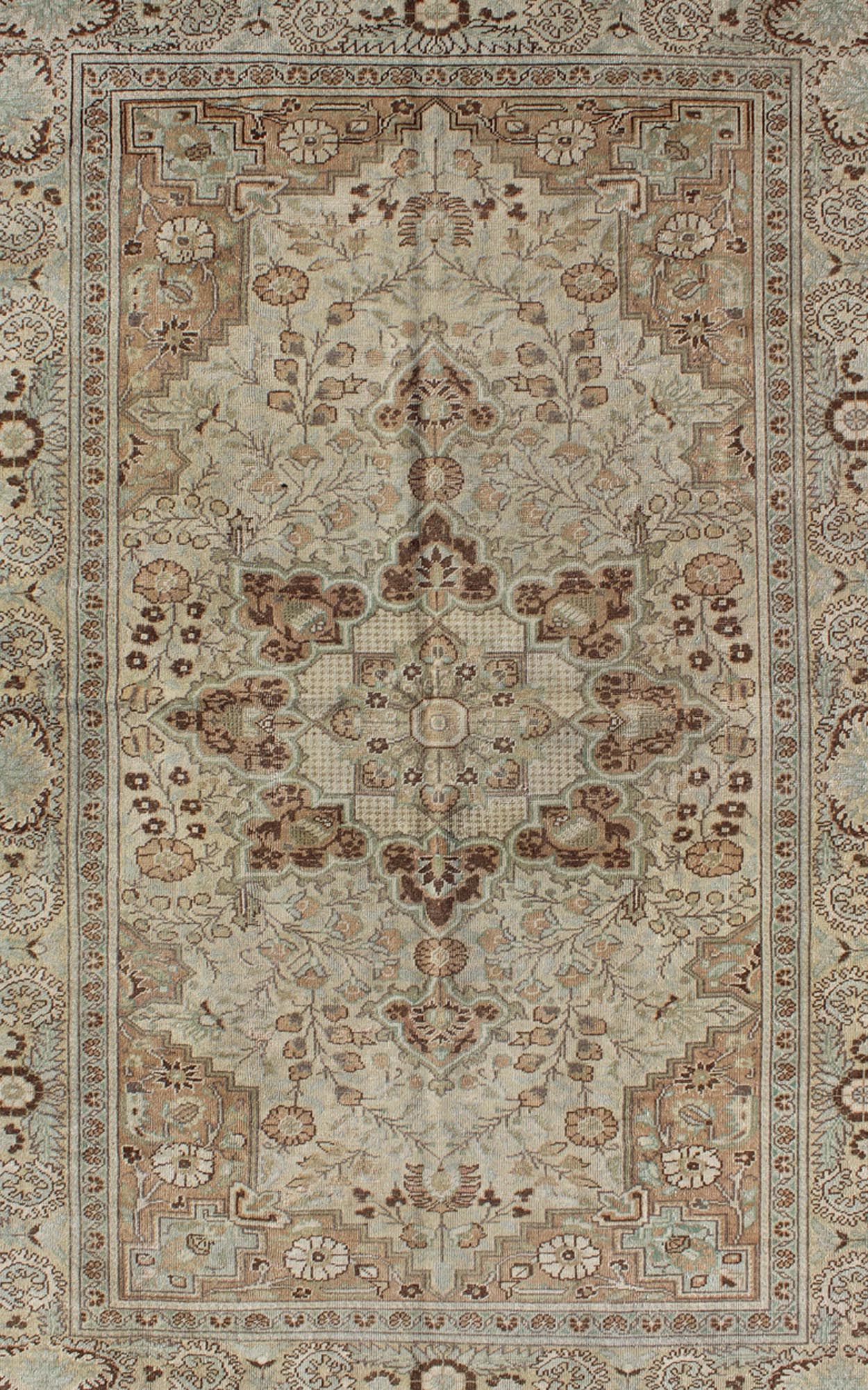 Fine and Ornate floral medallion vintage Turkish Sivas rug in blue, brown, cream tones, rug en - 140592, country of origin / type: Turkey / Sivas, circa 1930. This sublime and enchanting vintage rug, a gorgeous Sivas rug made in Turkey during the ... - Keivan Woven ArtsEN - 140592 - 6380Rug