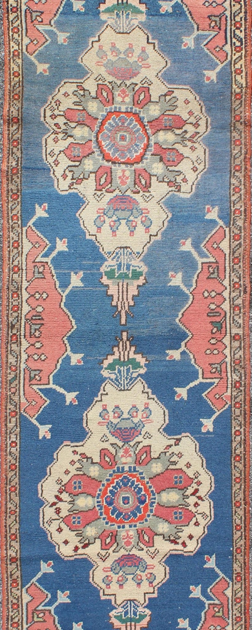 Grand dual medallion Oushak vintage runner from Turkey in red and blue, rug en - 140752, country of origin / type: Turkey / Oushak, circa 1940 This Turkish runner features a dual central medallion design as well as patterns of smaller geometric an... - Keivan Woven ArtsEN - 140752 - 5995Rug