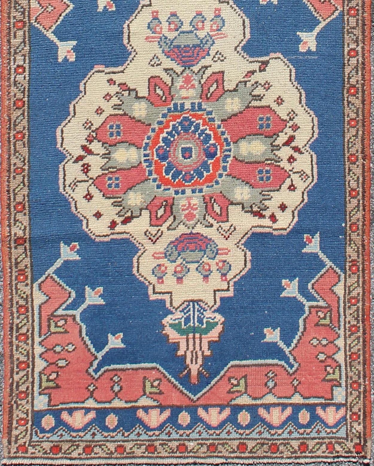 Grand dual medallion Oushak vintage runner from Turkey in red and blue, rug en - 140752, country of origin / type: Turkey / Oushak, circa 1940 This Turkish runner features a dual central medallion design as well as patterns of smaller geometric an... - Keivan Woven ArtsEN - 140752 - 5995Rug