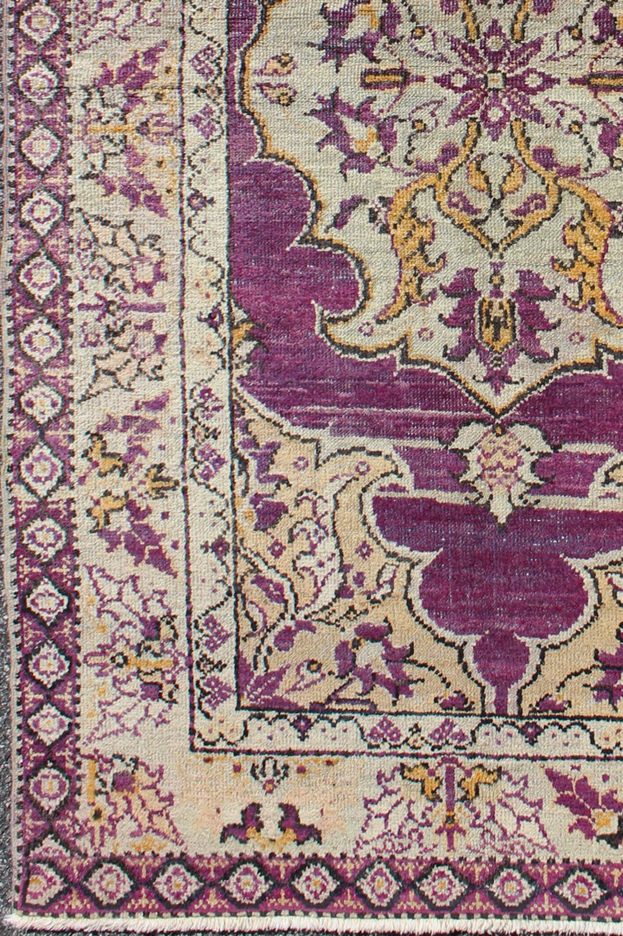 Purple Background Vintage Turkish Oushak Rug with Floral Medallion Design. Keivan Woven Arts rug#EN - 141041, country of origin / type: Turkey / Oushak, circa 1940 Measures: 3'7 x 6' This sublime and enchanting vintage rug, a gorgeous Ousha... - Keivan Woven ArtsEN - 141041 - 7139Rug