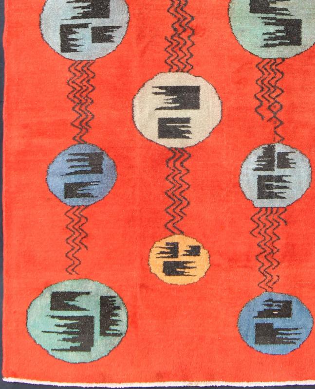 Art Deco Design Vintage Turkish Rug Designed and commissioned by the Turkish megastar, Zeki Muren, this vintage contemporary rug highlights a retro palette and sporadically spaced circle motifs. Deriving inspiration from both Zeki Murens creativ... - Keivan Woven ArtsEN - 141297 - 7195Rug