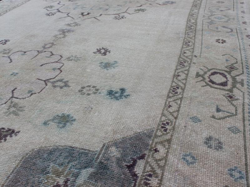 Light Color Turkish Oushak Vintage Gallery Runner with Stylized Floral Design. Vintage Oushak gallery rug from Turkey in with flower motifs, Keivan Woven Arts / rug EN - 142397, country of origin / type: Turkey / Oushak, circa 1940 This vin... - Keivan Woven ArtsEN - 142397 - 8387Rug