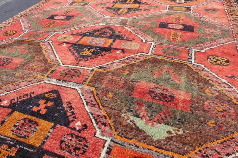 Geometric Medallions Vintage Tribal Oushak Rug in Red, Orange, Charcoal & Brown Measures: 3'10'' x 6'9''. This Turkish Oushak gallery rug (circa mid - 20th Century) features an assortment of geometric medallions that take center stage on a brig... - Keivan Woven ArtsEN - 142608 - 7731Rug