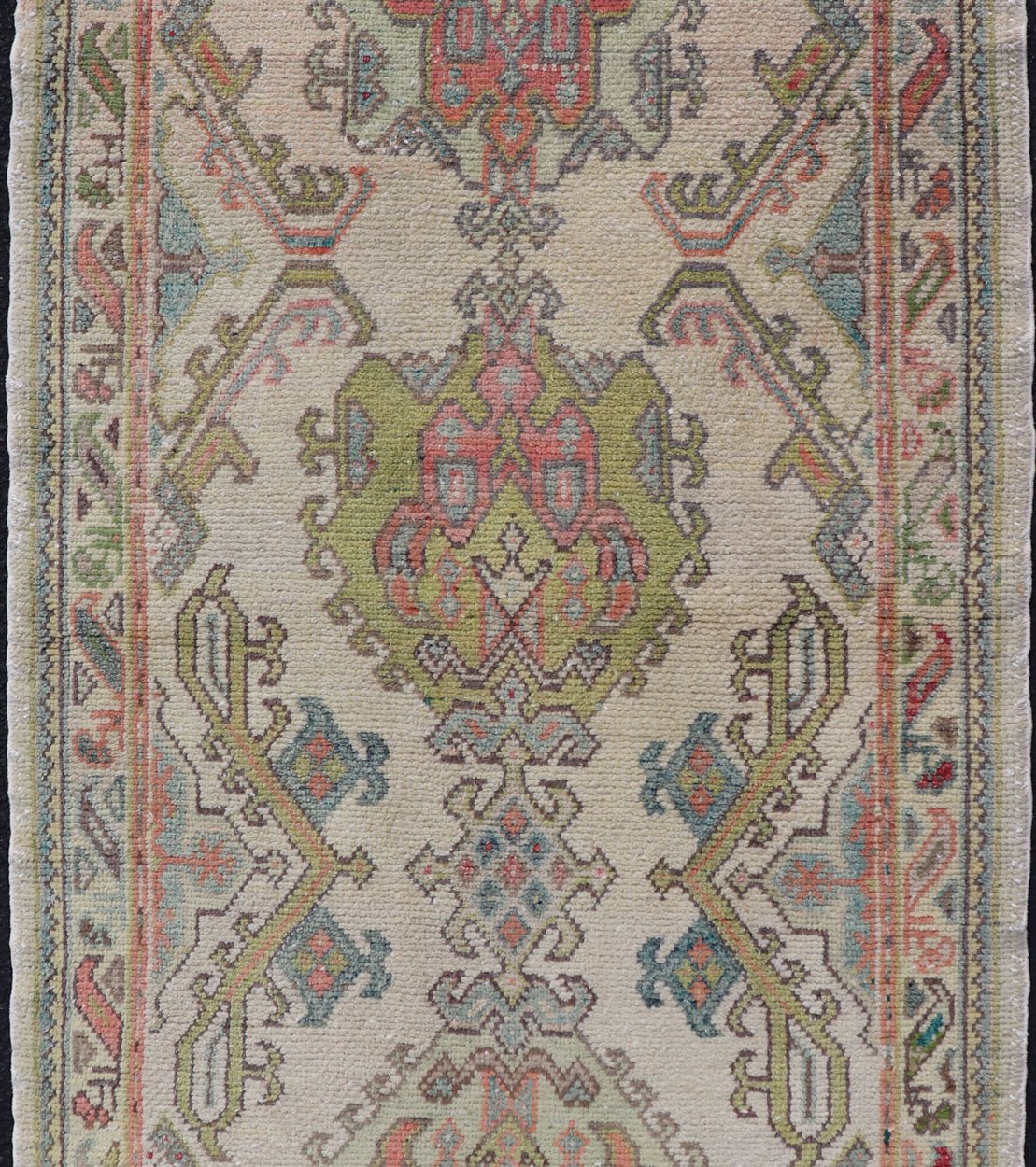 Measures: 2'10 x 5'8 Layered Medallion Vintage Turkish Area Rug Oushak with Geometric Motifs. Country of origin: Turkey; type: Oushak; design: Medallion; Keivan Woven Arts: rug EN - 14495; Layered medallion antique Turkish Oushak rug sub - geometric mo... - Keivan Woven ArtsEN - 14495 - 22782Rug