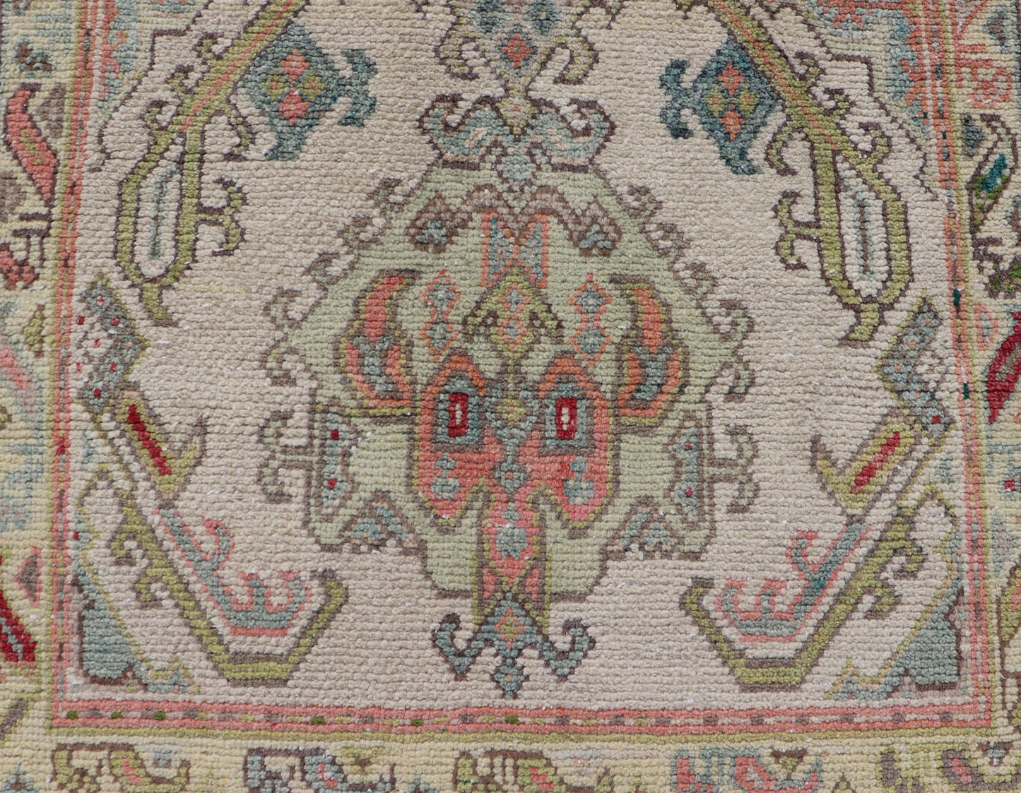 Measures: 2'10 x 5'8 Layered Medallion Vintage Turkish Area Rug Oushak with Geometric Motifs. Country of origin: Turkey; type: Oushak; design: Medallion; Keivan Woven Arts: rug EN - 14495; Layered medallion antique Turkish Oushak rug sub - geometric mo... - Keivan Woven ArtsEN - 14495 - 22782Rug