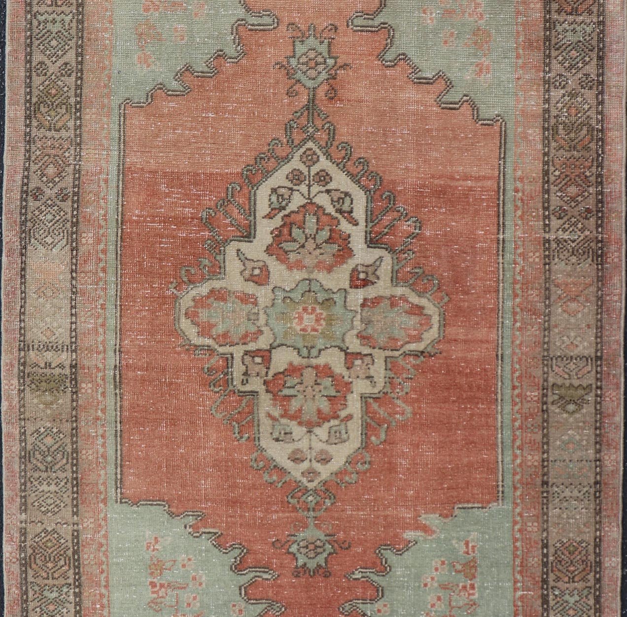Vintage Turkish Oushak Rug With Medallion in Earthy Color Tones With Coral Color. Keivan Woven Arts / rug EN - 14597, country of origin / type: Turkey / Oushak, circa 1940 Measures: 3'2 x 5'11 This vintage Oushak carpet from Turkey has center m... - Keivan Woven ArtsEN - 14597 - 23768Rug