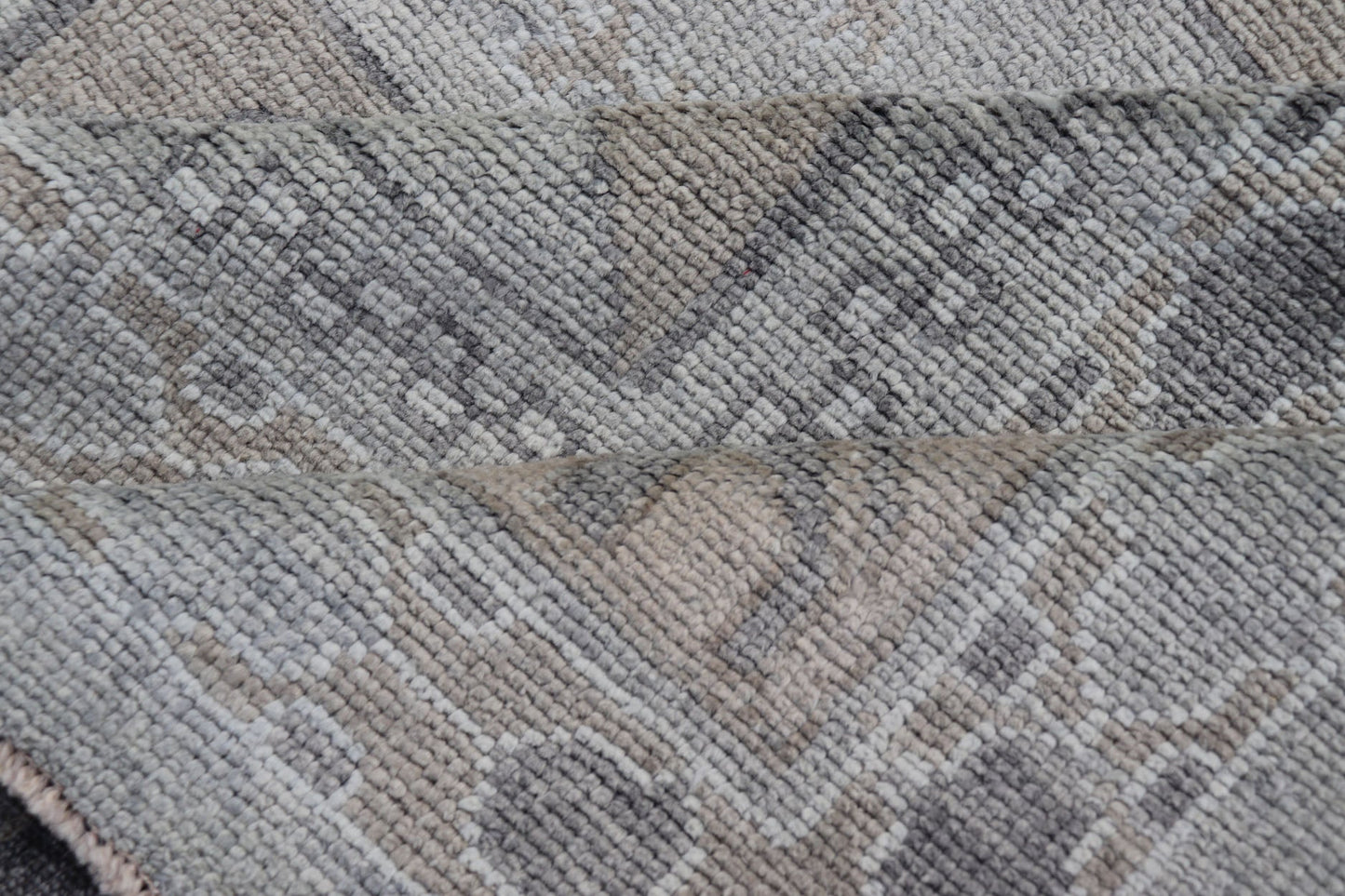 Measures: 9'3 x 10'5 Modern Turkish Oushak Rug with Shades of Gray with Tribal Design. Keivan Woven Arts / rug EN - 15211, country of origin / type: Turkey / Oushak This unique design Oushak rug from Turkey features a bold design with fun colo... - Keivan Woven ArtsEN - 15211 - 22878Rug