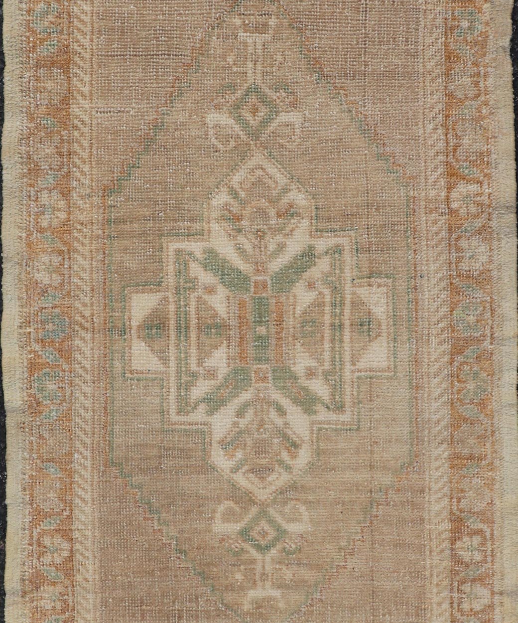 nan - Keivan Woven ArtsEN - 15902 - 24055Rug