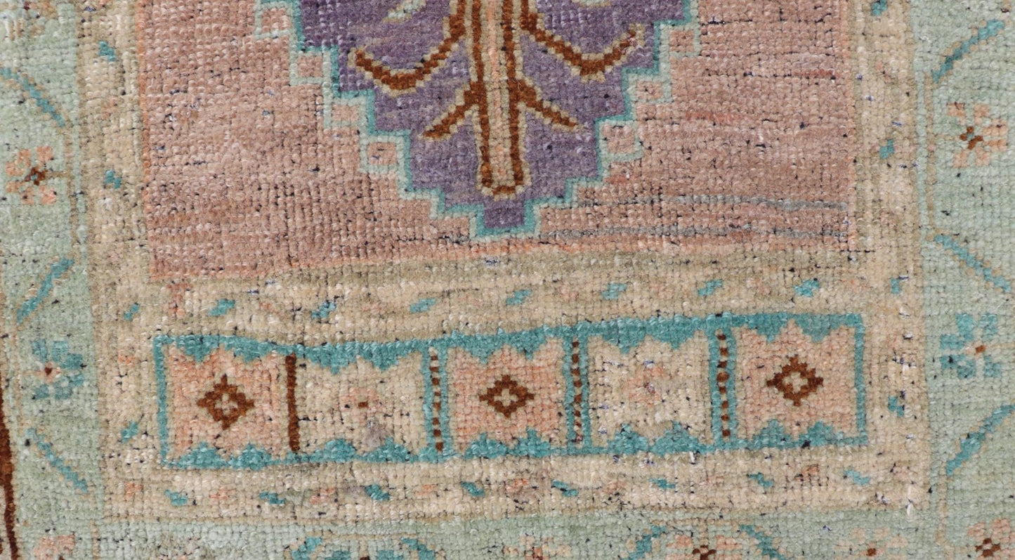 Vintage Turkish Oushak Rug with All - Over Sub - Geometric Medallion Design Vintage Turkish Oushak Rug with All - Over Sub - Geometric Medallion Design Keivan Woven Arts / rug EN - 15929, country of origin / type: Turkey / Oushak, circa 1950, Turkish Ous... - Keivan Woven ArtsEN - 15929 - 24151Rug