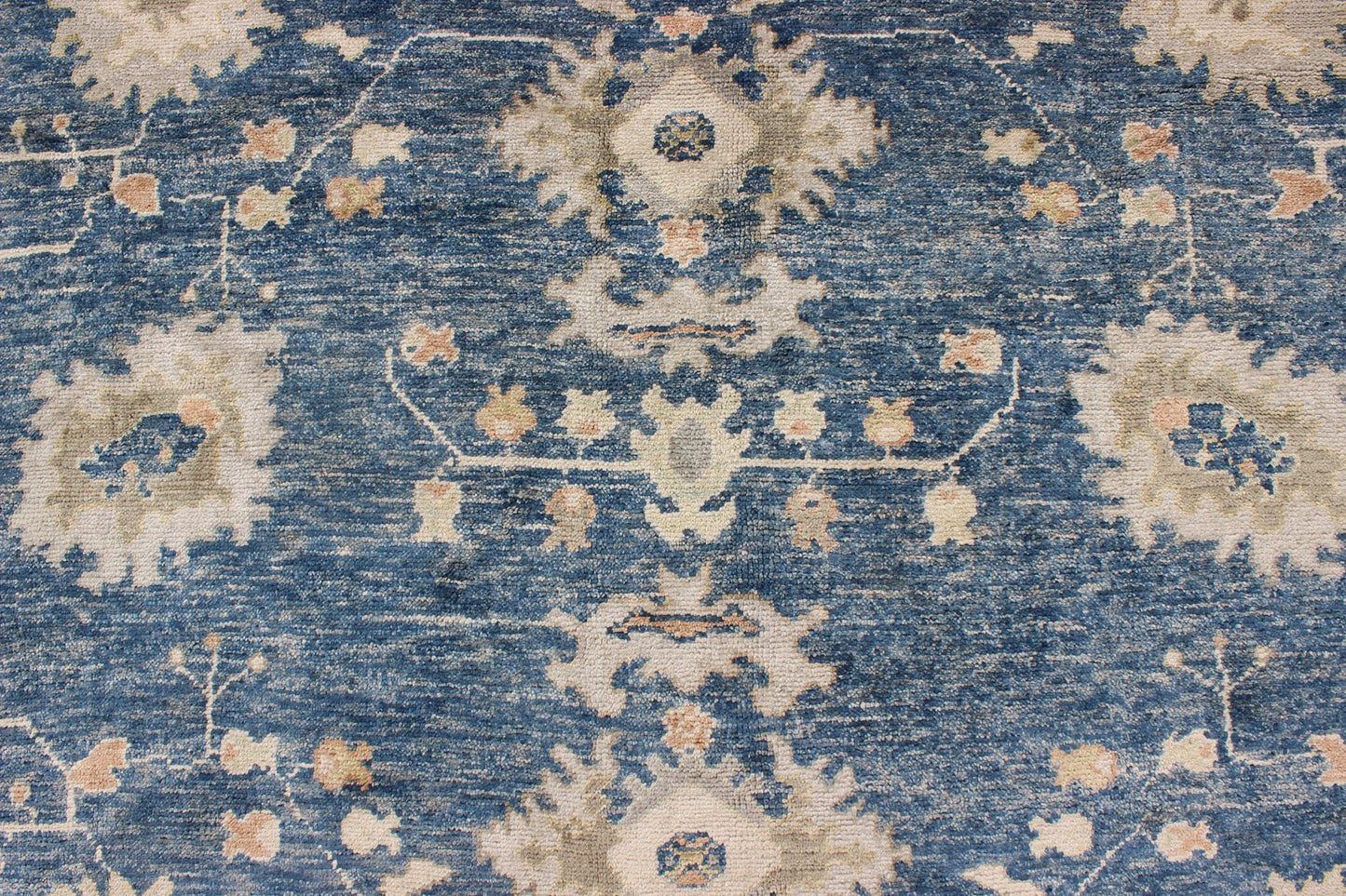Turkish Oushak Rug in Blue Background, Neutral Colors and All - Over Design kwarugs Turkish Oushak rug in blue background with neutral color palette and all - over flower design, rug en - 165651, country of origin / type: Turkey / Oushak This t... - Keivan Woven ArtsEN - 165651 - 9050Rug