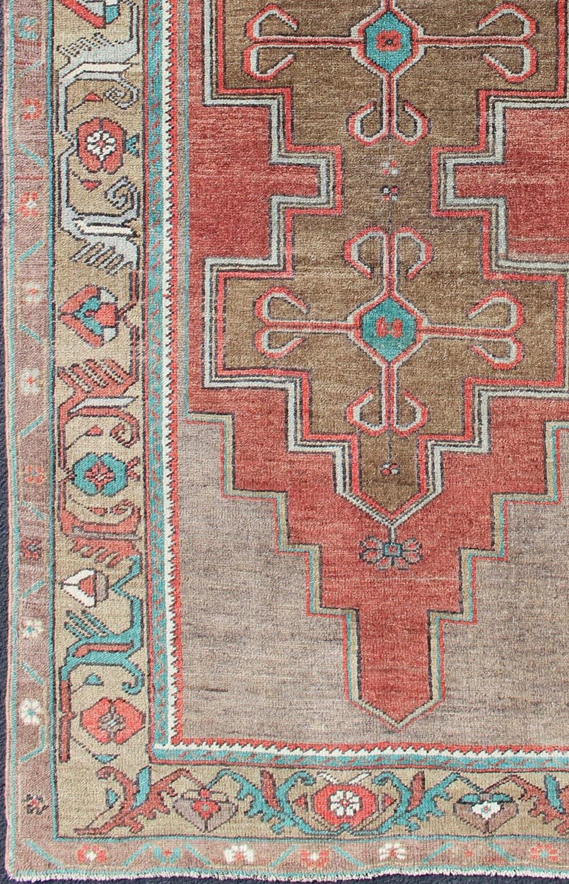 Double Medallion Vintage Turkish Oushak Rug Turkish Oushak Carpet with Geometric Medallions, rug en - 165846, country of origin / type: Turkey / Oushak, circa 1940 This Oushak rug from Turkey features a unique design of a double medallion f... - Keivan Woven ArtsEN - 165846 - 10612Rug