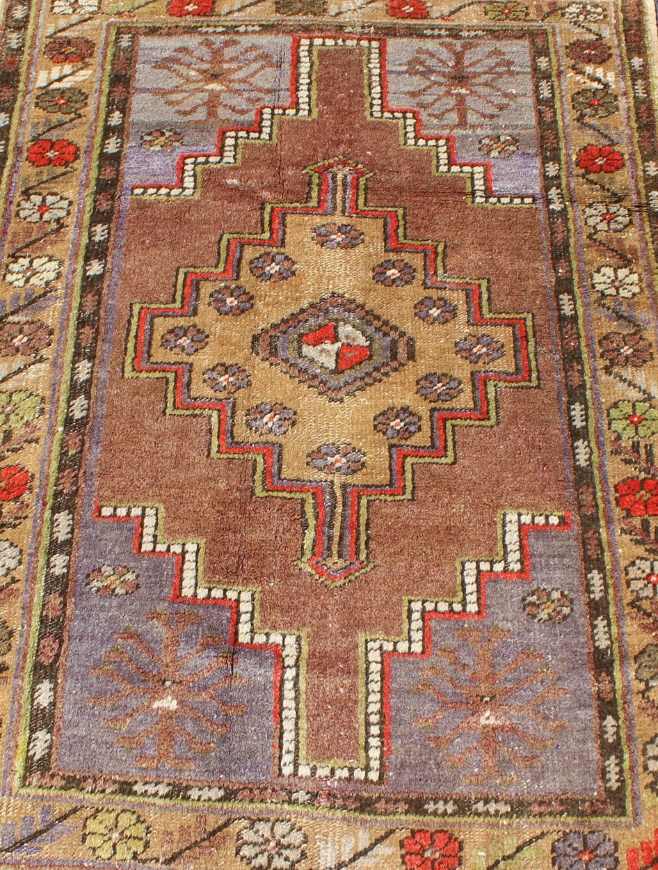 Colorful Vintage Turkish Oushak With Geometric Design. Vintage Turkish runner in green, soft yellow, pale purple, ivory, red, tan & taupe, Keivan Woven Arts/ rug EN - 176061, country of origin / type: Turkey / Oushak, circa 1940 Measures:3'... - Keivan Woven ArtsEN - 176061 - 10239Rug