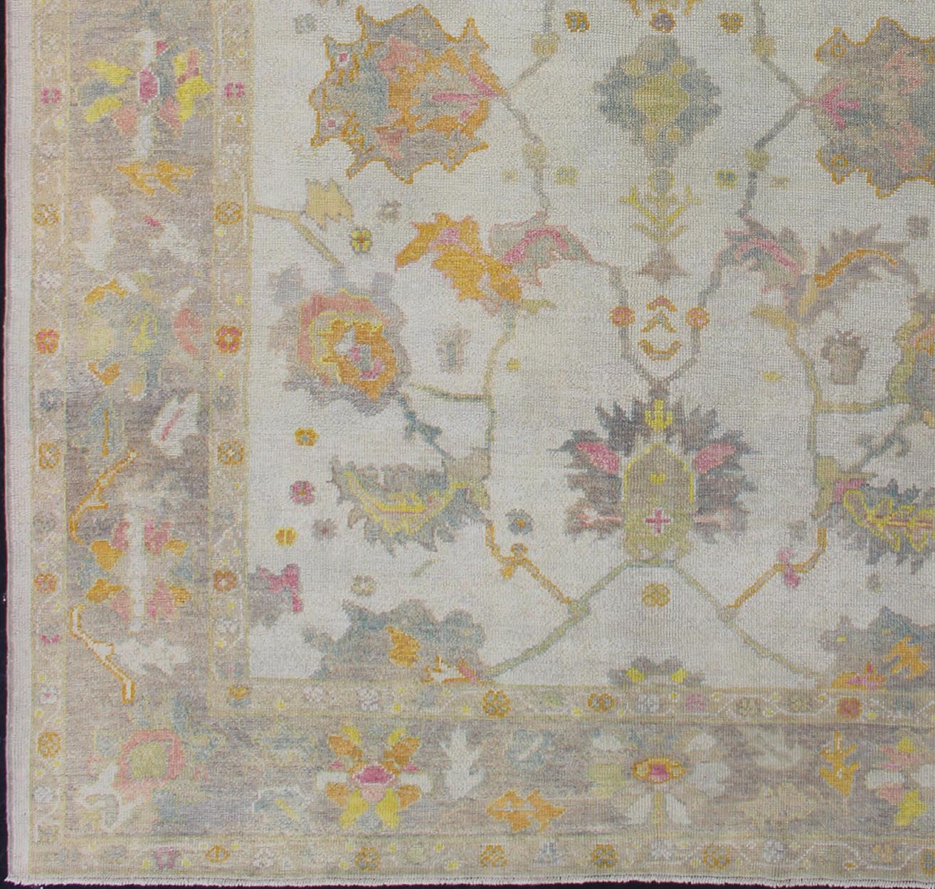 Turkish Oushak Reproduction Rug with Muted Color Palette and All - Over Flower Design Turkish Oushak rug with array of light and medium tone colors and design, Keivan Woven Arts / rug EN - 176126, country of origin / type: Turkey / Oushak Thi... - Keivan Woven ArtsEN - 176126 - 12613Rug