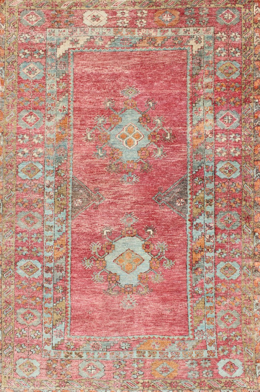 Antique Oushak with Coral Pink, Orange, Gray, Taupe Light Brown & Light Blue kwarugs Vibrant Medallion design Turkish antique rug, rug en - 176416, country of origin / type: Turkey / Oushak, circa 1930 Antique Oushak with coral pink, orange, g... - Keivan Woven ArtsEN - 176416 - 11441Rug