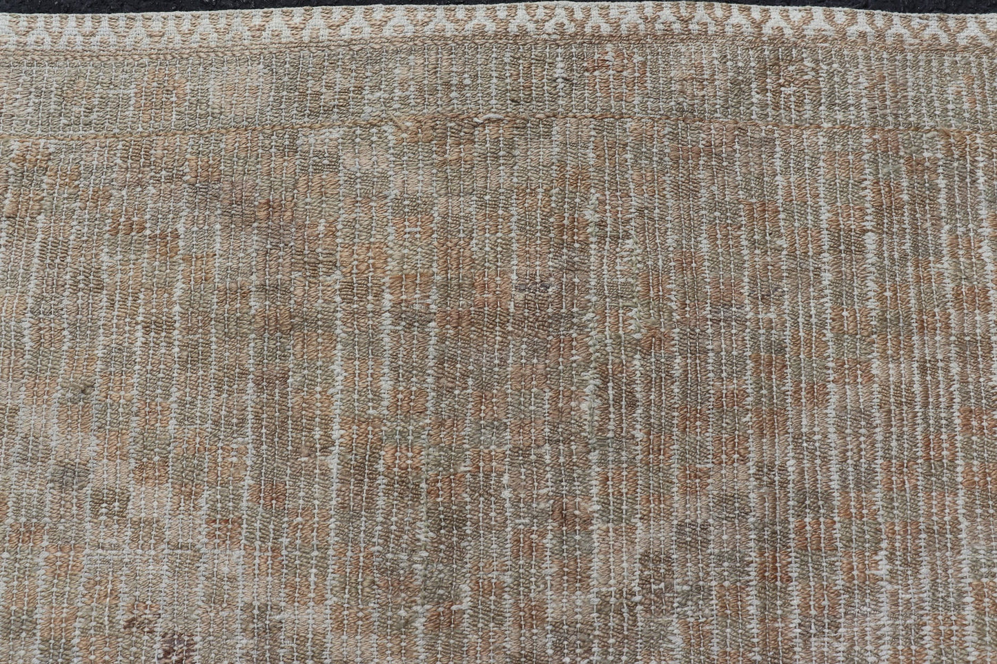 Vintage Turkish Embroidered Flat - Weave Rug iv Diamond & Geometric Design. Country of Origin: Turkey; Type: Kilim; Design: Diamond; Keivan Woven Arts: rug EN - 176989; Mid - 29th Century Measures: 4'0 x 5'1 This hand - woven Kilim features mut... - Keivan Woven ArtsEN - 176989 - 15352Rug