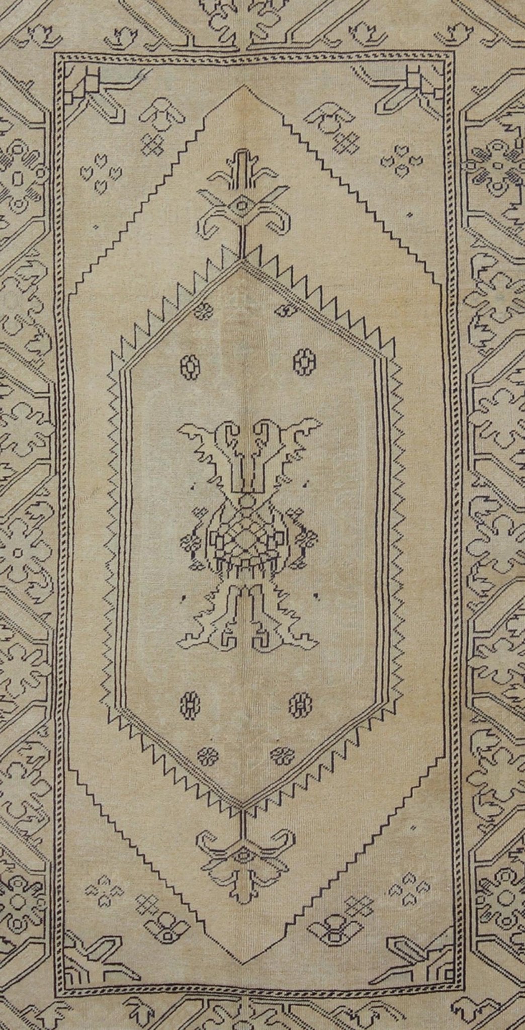 Vintage Cream and Charcoal Turkish Oushak Rug With Stylized Medallion Design Measures 5'0 x 8'7 This Turkish vintage Oushak rug, (circa 1940) features an intricately beautiful and highly stylized design. The central medallion is compleme... - Keivan Woven ArtsEN - 1781 - 5289Rug