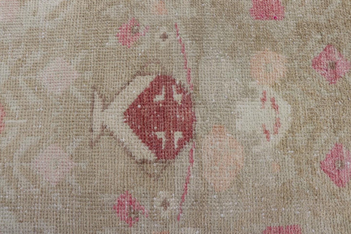 Turkish Oushak Carpet with Colorful Floral Designs Set on Sand - Green Field. Angora Turkish Oushak Carpet Antique, Keivan oven Arts/rug EN - 178785, country of origin / type: Turkey / Oushak, circa mid - 20th Century. Measures: 2'8 x 4'9 This... - Keivan Woven ArtsEN - 178785 - 23839Rug