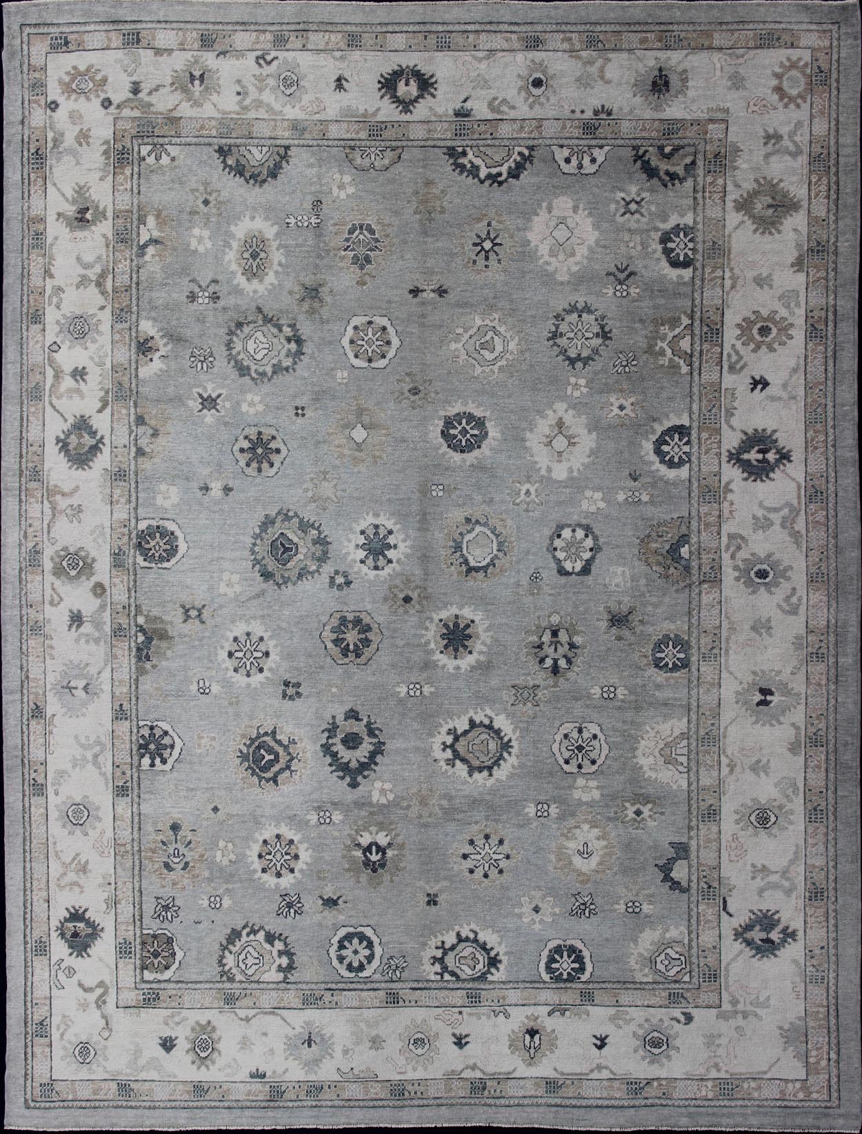 Gray, Blue and Neutral Color Palette All - Over Flower Design Turkish Oushak Rug kwarugs Turkish Oushak rug with neutral color palette and all - over flower design, rug en - 179692, country of origin / type: Turkey / Oushak This traditional Ou... - Keivan Woven ArtsEN - 179692 - 11815Rug