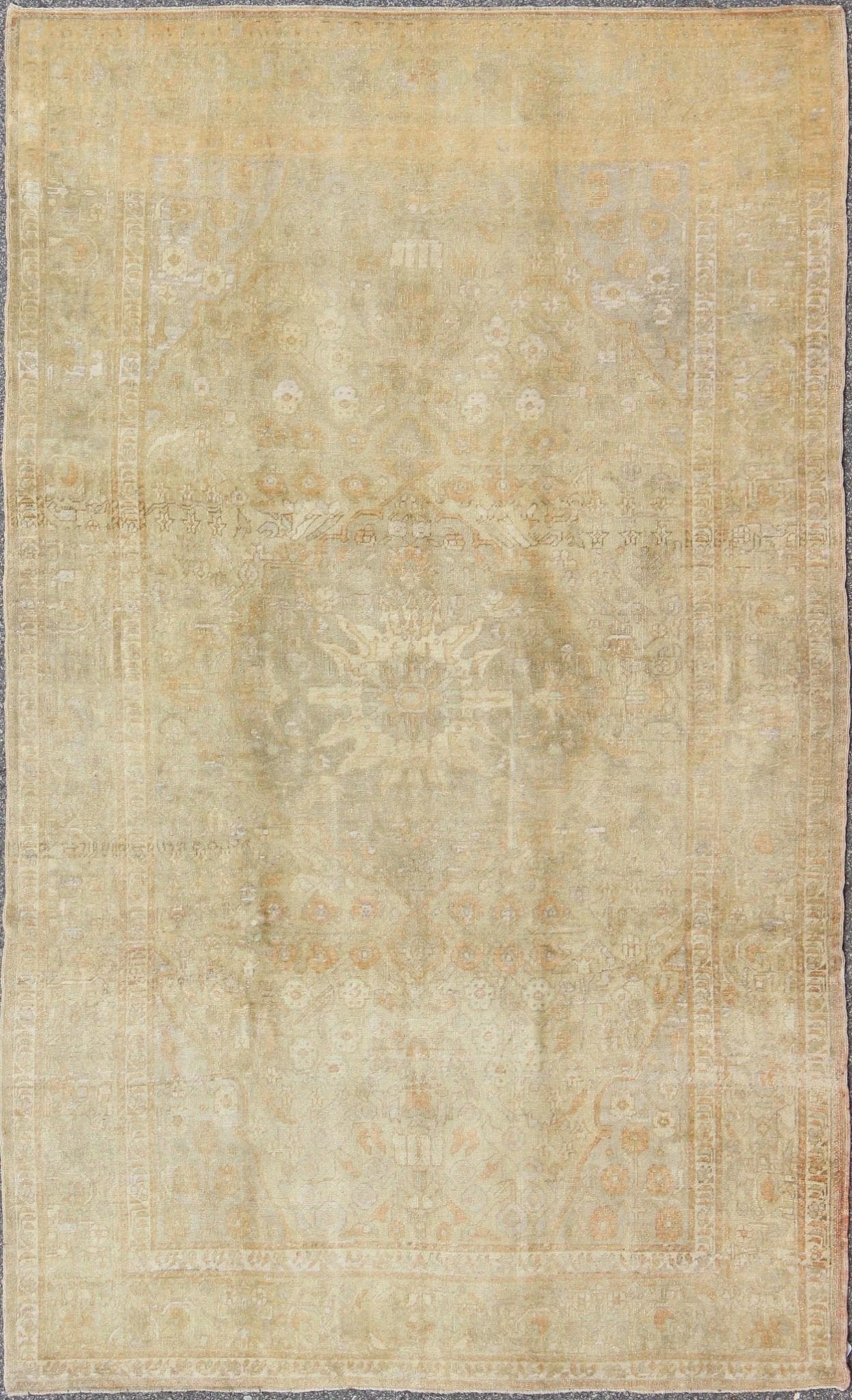 Faded Vintage Turkish Oushak Rug with Medallion, Florals and Taupe Background, rug en - 3960, country of origin / type: Turkey / Oushak, circa mid - 20th century This faded vintage Oushak rug (circa mid - 20th century) features an intricately beautifu... - Keivan Woven ArtsEN - 3960 - 110Rug