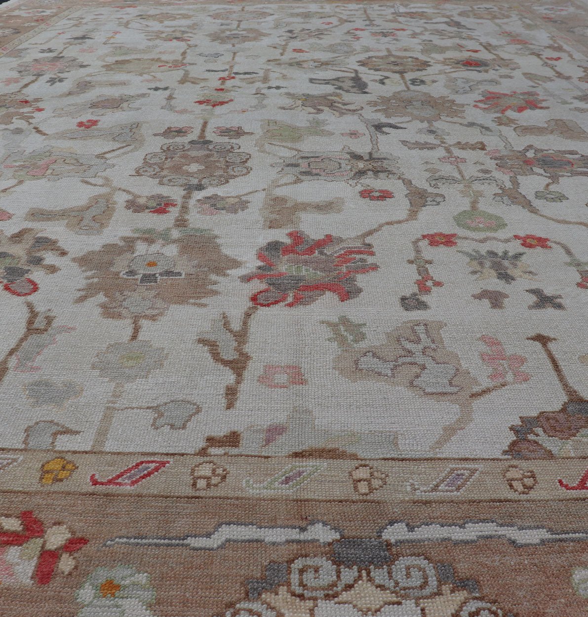Over - Sized Oushak Turkish Rug With Large Scale Sub Geometric Design Keivan Woven Arts - Large Turkish Oushak rug with array of light and medium tone colors and large scale tribal design, rug EN - 5059, country of origin / type: Turkey / Oushak, 201... - Keivan Woven ArtsEN - 5059 - 14468Rug