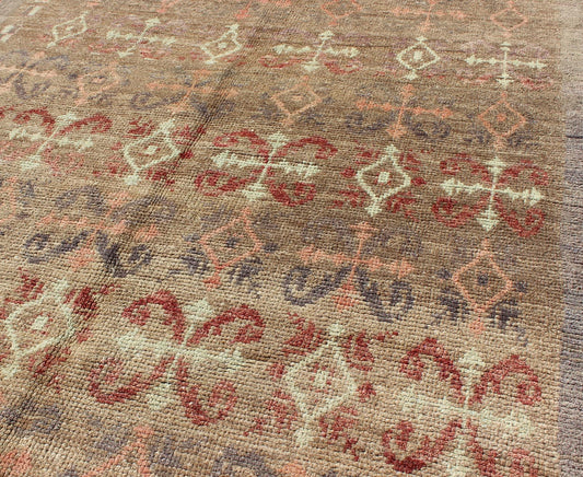 Vintage Turkish Carpet with All - Over Design Set on Light Taupe Field Turkish Carpet with All - Over Design Set on Light Taupe Field rug/en - 601 origin/turkey kwarugs The design of this beautiful vintage Turkish rug from mid - 20th century Turk... - Keivan Woven ArtsEN - 601 - 4426