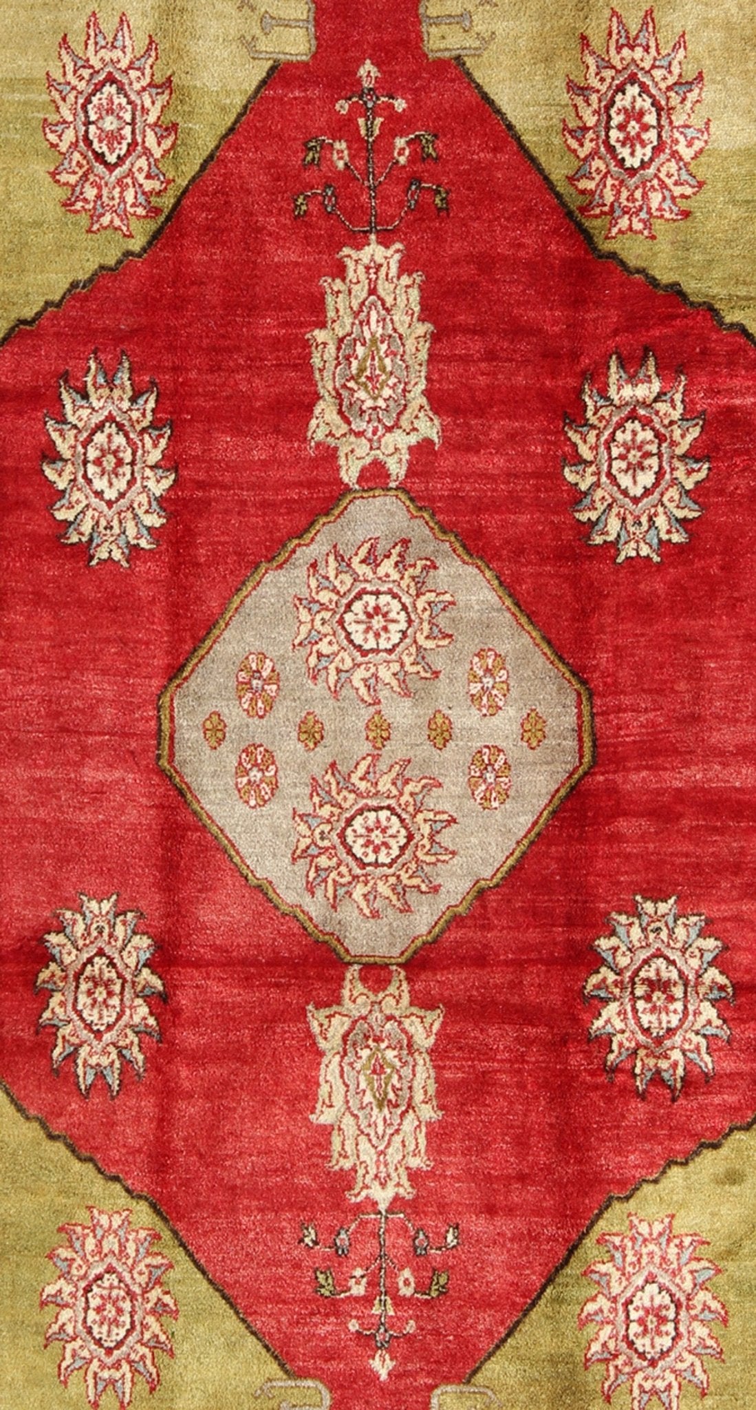 Turkish Konya Rug With Medallion in Red, Lime Green, Gray, Yellow, and Ivory. Country of Origin: Turkey; Type: Oushak; Design: Medallion; Keivan Woven Arts: rug EN - 831; Vintage Turkish Oushak, Mid - 20th Century Measures: 6'5 x 9'8. This b... - Keivan Woven ArtsEN - 831 - 3465Rug