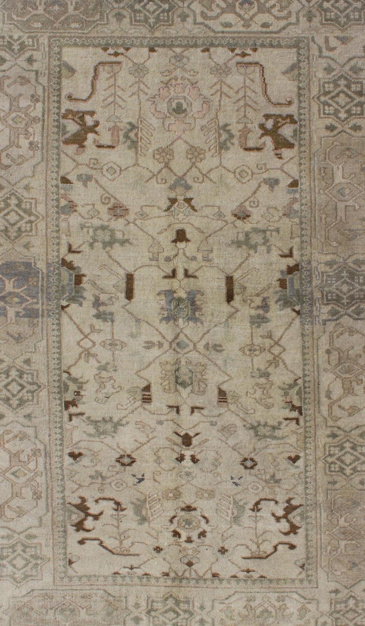Vintage Turkish Oushak Rug with All - Over Sub - Geometric and Tribal Design, rug en - 859, country of origin / type: Turkey / Oushak, circa mid - 20th century This vintage Turkish Oushak carpet (circa mid - 20th century) features an all - over design of su... - Keivan Woven ArtsEN - 859 - 6342Rug
