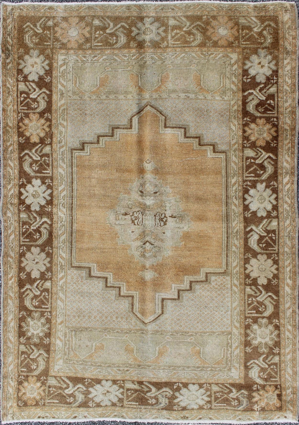 Vintage Oushak Rug in Brown, L. Orange, Camel & L. Taupe Gray. Vintage medallion Oushak in soft tones and brown border, Keivan Woven Arts/ rug, EN - 92950, Origin/ Turkey, Circa Mid century, All wool hand knotted vintage rug, Vintage Turkish rug, vintage... - Keivan Woven ArtsEN - 92950 - 1666Rug