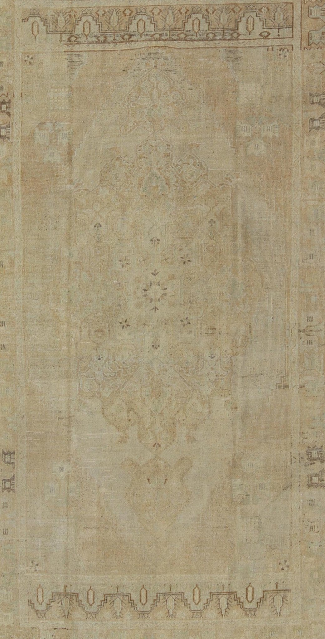 Vintage Turkish Diamond Medallion Oushak in Neutral Earth Tones Measures: 5'8 x 9'1 Characterized by a comely and highly representative Oushak composition, this vintage Oushak carpet beautifully communicates the finer strength of Oushak r... - Keivan Woven ArtsEN - 946 - 7821Rug
