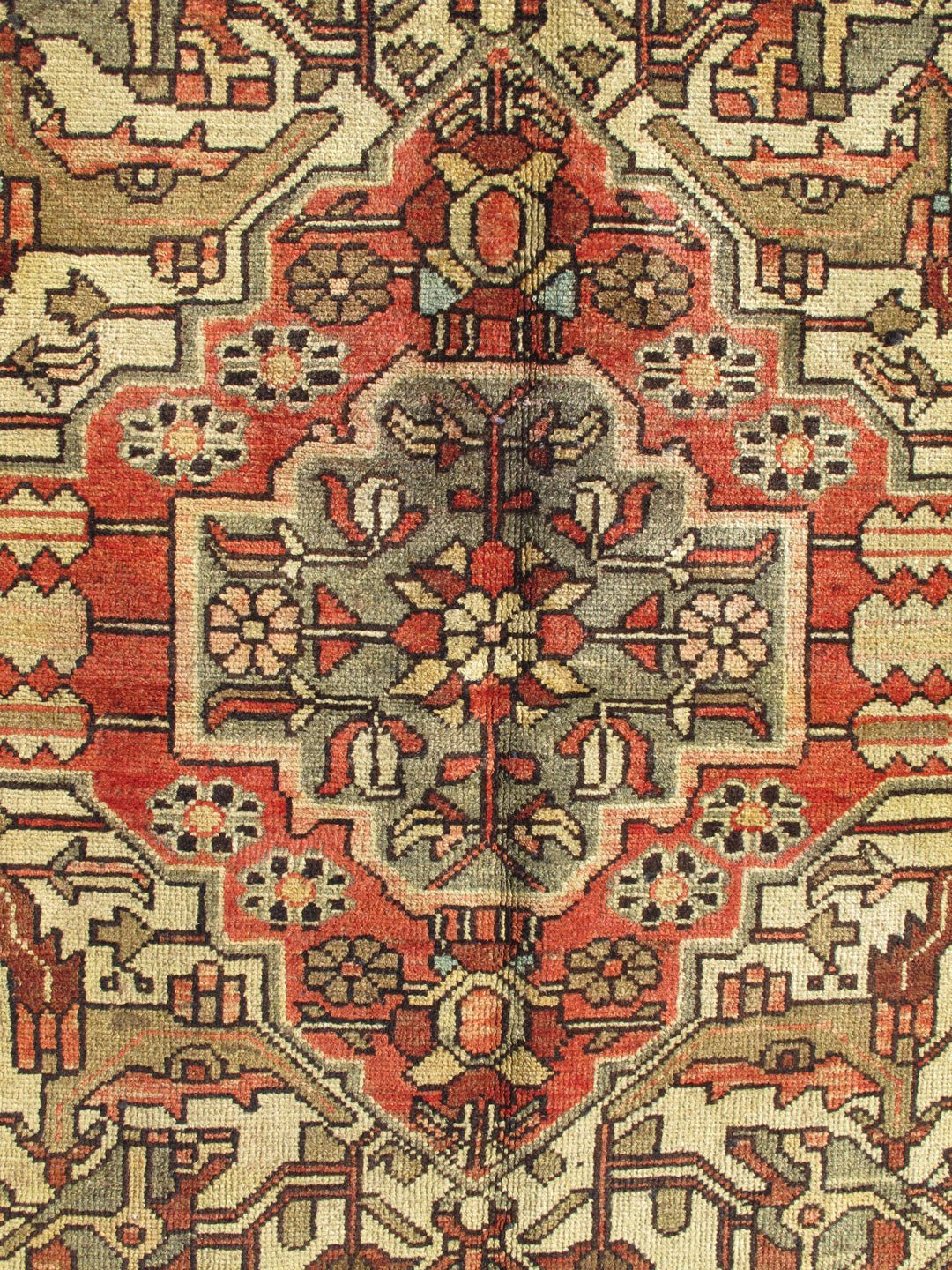 Outstanding Vintage Persian Lilihan Rug with Floral Geometric Medallion Design kwarugs Outstanding vintage Persian Lilihan rug with floral geometric Medallion design, rug h - 102 - 20, country of origin / type: Iran / Lilihan, circa 1940 This... - Keivan Woven ArtsH - 102 - 20 - 1772Rug