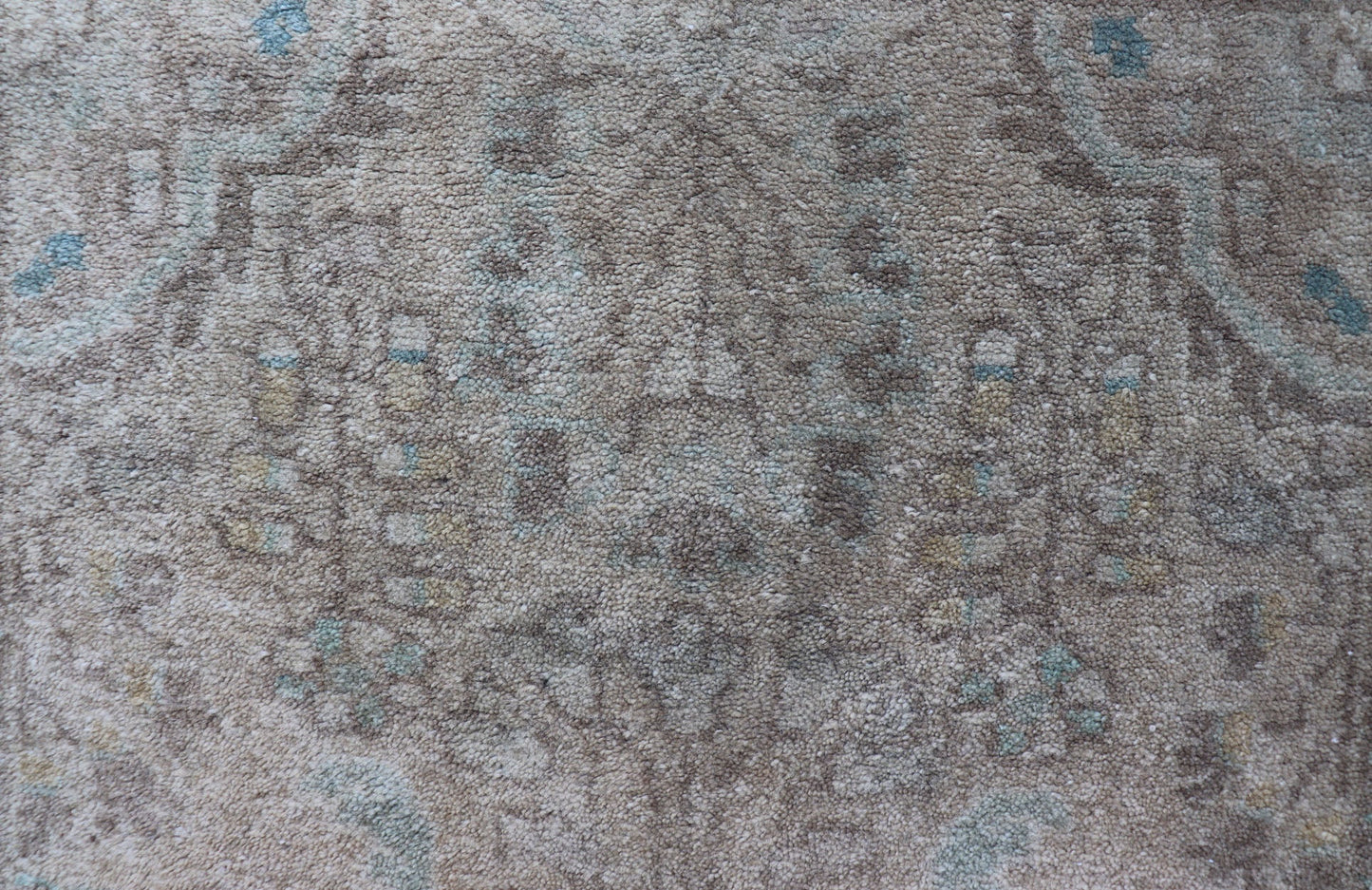 Neutral and Earth Tone Vintage Persian Lilihan Rug With Medallion in Taupe Keivan Woven Arts - Vintage Persian Lilihan rug with center medallion in neutral tones, rug H - 102 - 47, country of origin / type: Iran / Lilihan, circa 1950 This spectacu... - Keivan Woven ArtsH - 102 - 47 - 1793Rug