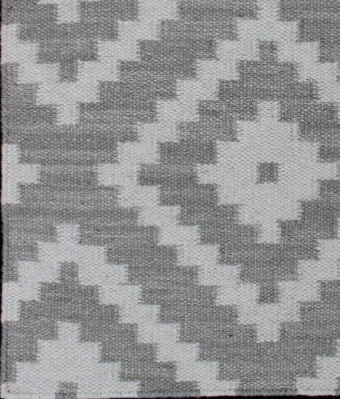 Grey - Keivan Woven ArtsIN - IAG - 103 - 2546 - Grey - 7657Rug