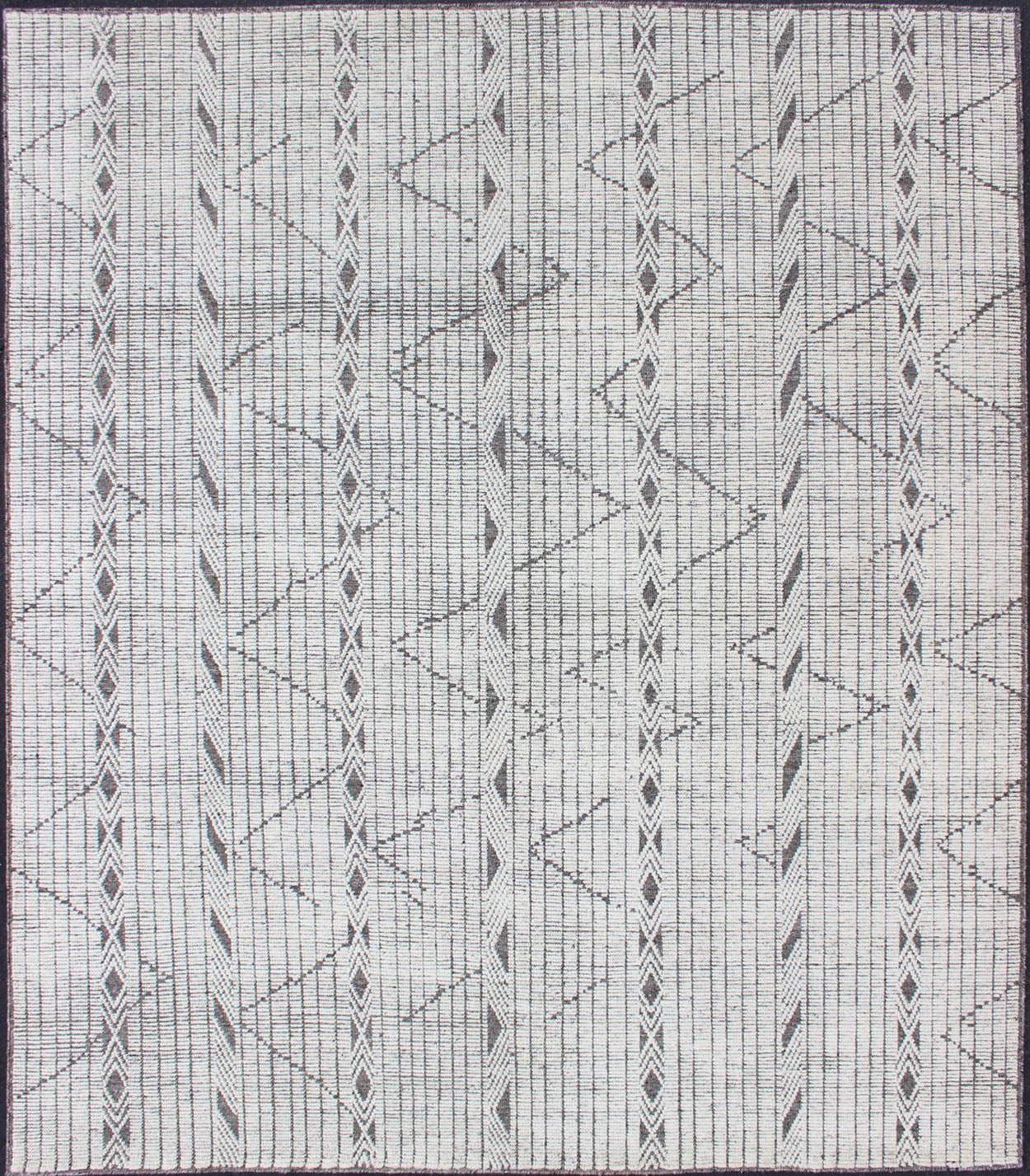 Modern Geometric Gray and Charcoal Indian Hand - Knotted Wool Rug Measures 8'3 x 10'0 Country of Origin: India; Type: Modern, Modern Casual; Design: Geometric, Abstract, Tribal; Keivan Woven Arts: rug IN - ILM - 1466 - CO - 0063; Modern Geome... - Keivan Woven ArtsIN - ILM - 1466 - CO - 0063 - 19 - 13476