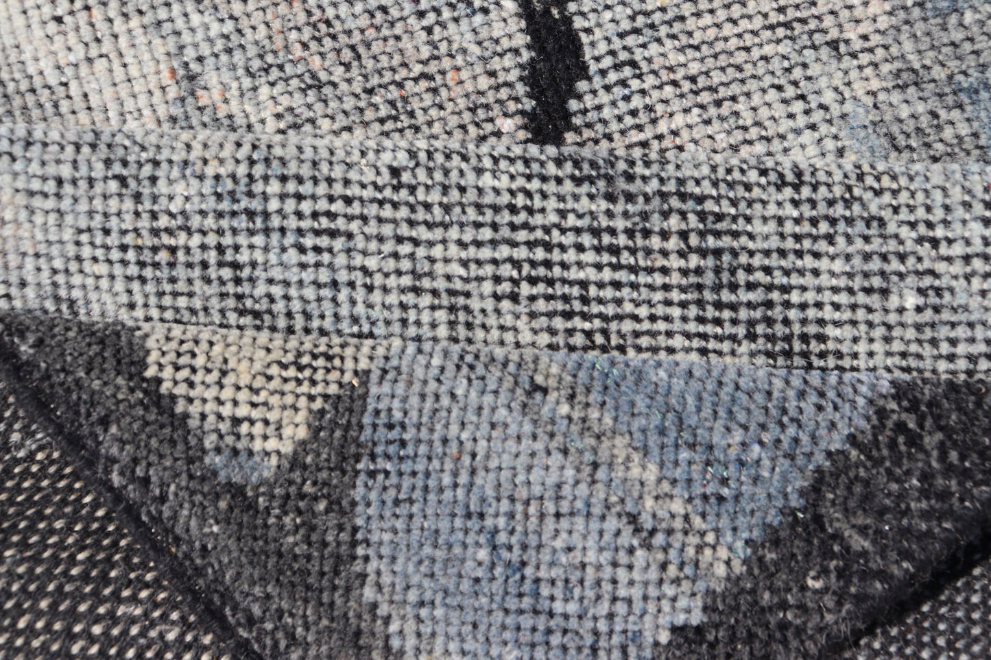 Indian Modern Abstract Area Rug With All - Over Modern Design Measures 4' x 6' This modern piece was crafted in India during the 2010's. This abstract modern design with these stylizations being found more and more often in modern interio... - Keivan Woven ArtsIN - ILM - 159 - MK - 5039 - 20904