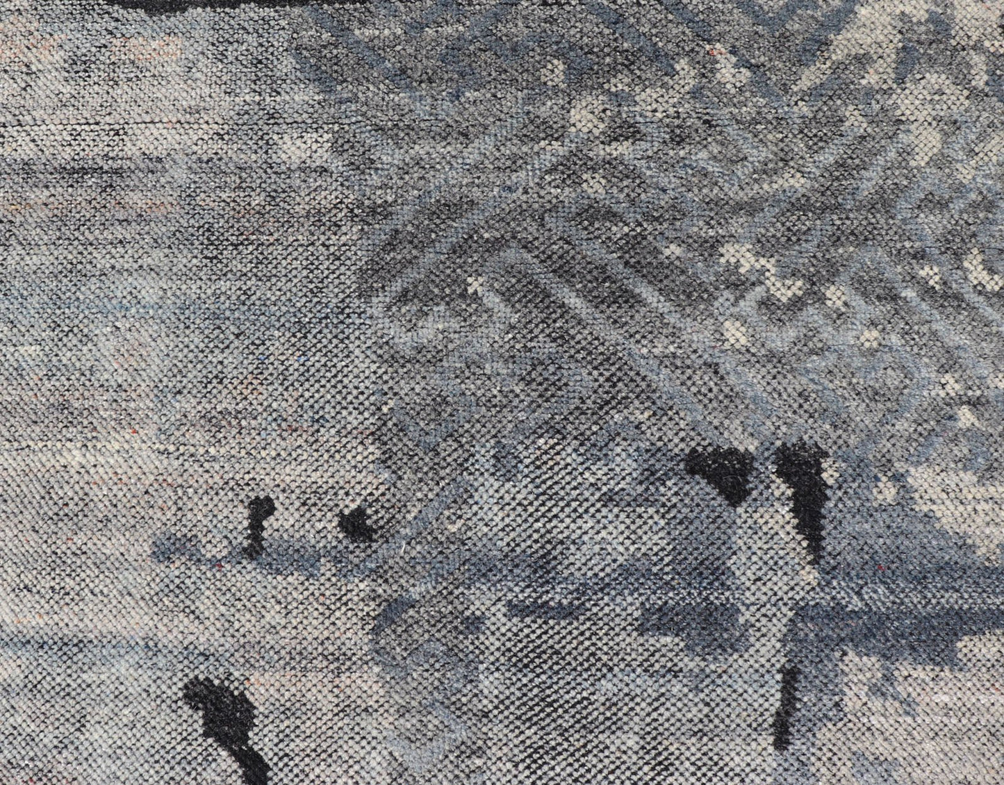 Indian Modern Abstract Area Rug With All - Over Modern Design Measures 4' x 6' This modern piece was crafted in India during the 2010's. This abstract modern design with these stylizations being found more and more often in modern interio... - Keivan Woven ArtsIN - ILM - 159 - MK - 5039 - 20904