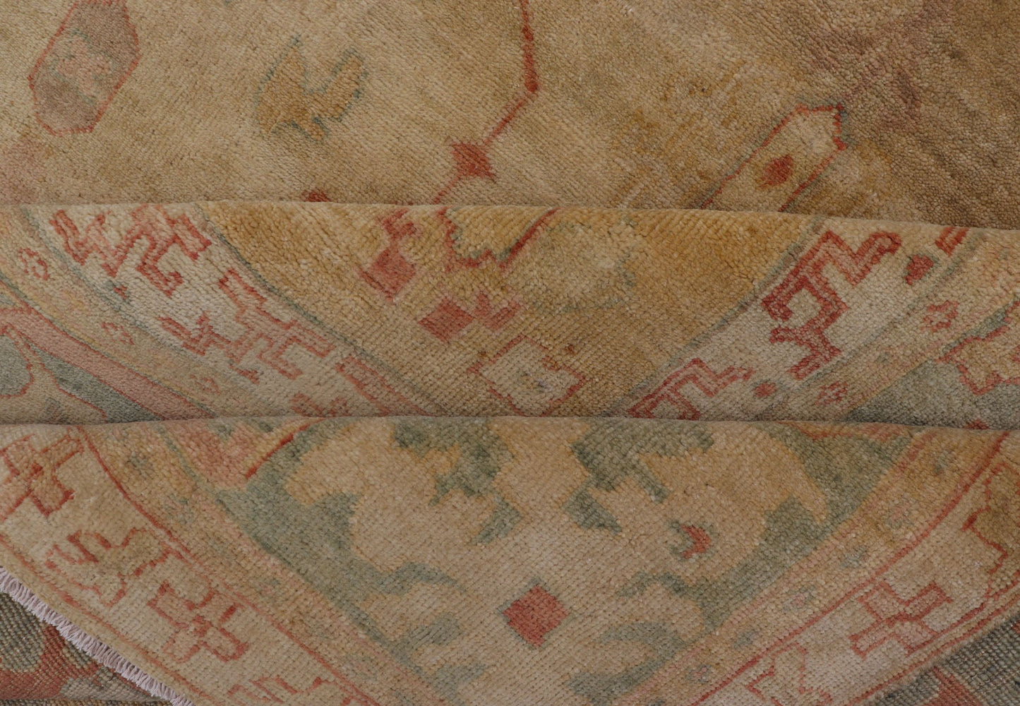 Oversized Hand - Knotted Tribal Diamond Oushak in Tan and Green Tones Measures 10'3 x 14'3 Country of Origin: India; Type: Oushak; Design: All - Over, Medallion; Keivan Woven Arts: rug IN - JVD - 6017; Oversized Hand - Knotted Tribal Diamond O... - Keivan Woven ArtsIN - JVD - 6017 - 15438Rug