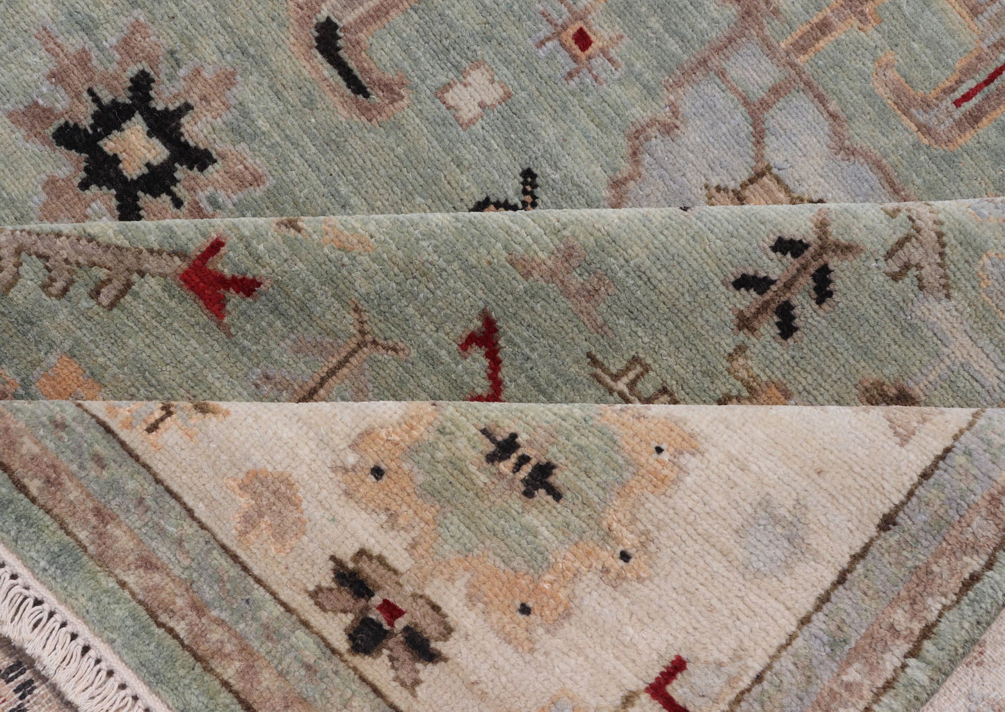 Indian Hand - Knotted Wool Oushak Rug in Turquoise, Cream, and Red Measures 9'11 x 13'6 Country of Origin: India; Type: Oushak; Design: All - Over, Floral; Keivan Woven Arts: rug IN - PRA - 1114; Indian Hand - Knotted Wool Oushak Rug in Tur... - Keivan Woven ArtsIN - PRA - 1114 - 15434