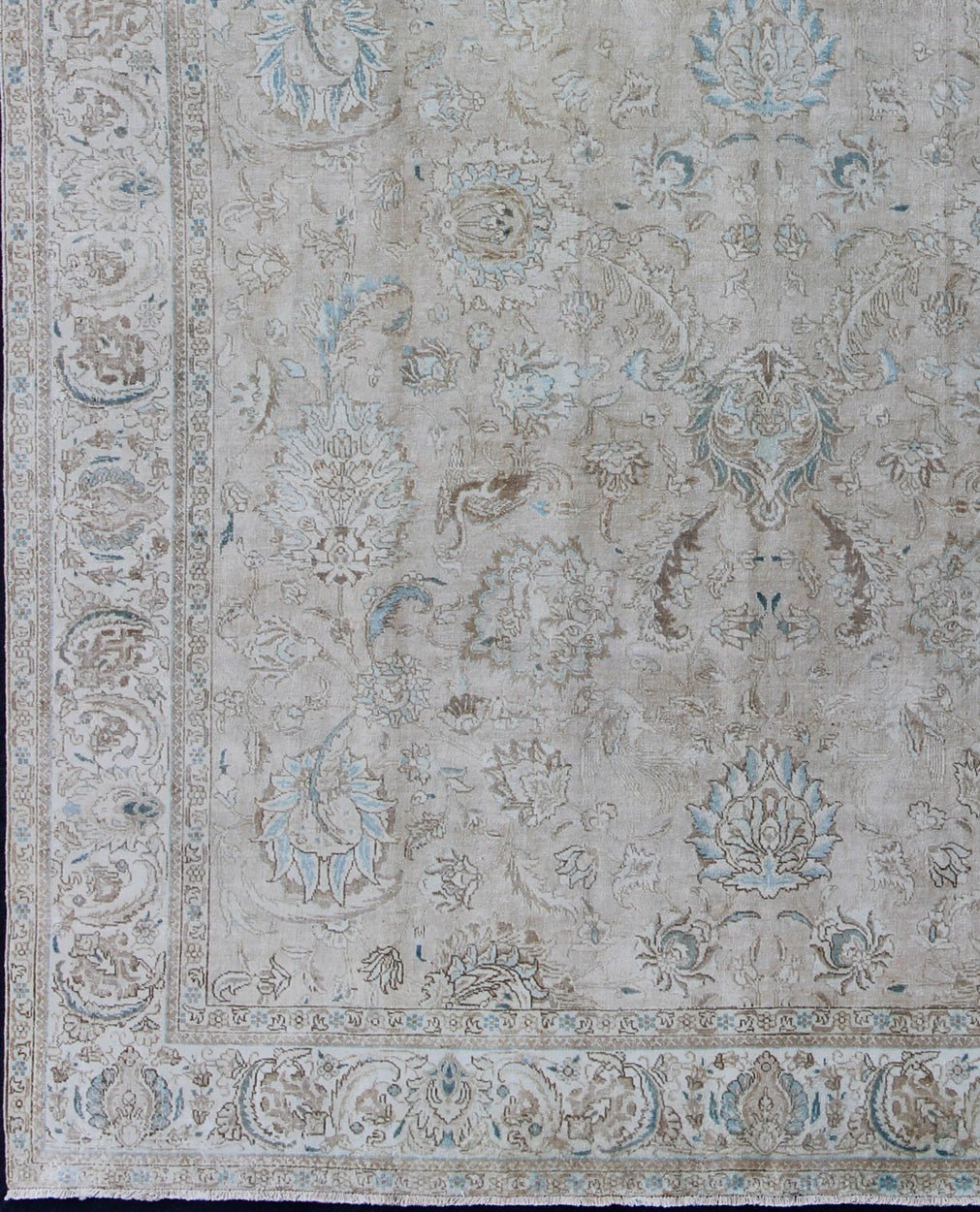 Muted Gray, Blue, and Ivory Vintage Persian Tabriz Rug with Floral Design kwa rugs Muted gray, blue, and ivory vintage Persian Tabriz rug with floral design, hd - tra, country of origin / type: Iran / Tabriz, circa 1950 This vintage Per... - Keivan Woven ArtsKB - HD - TRA - 2167Rug