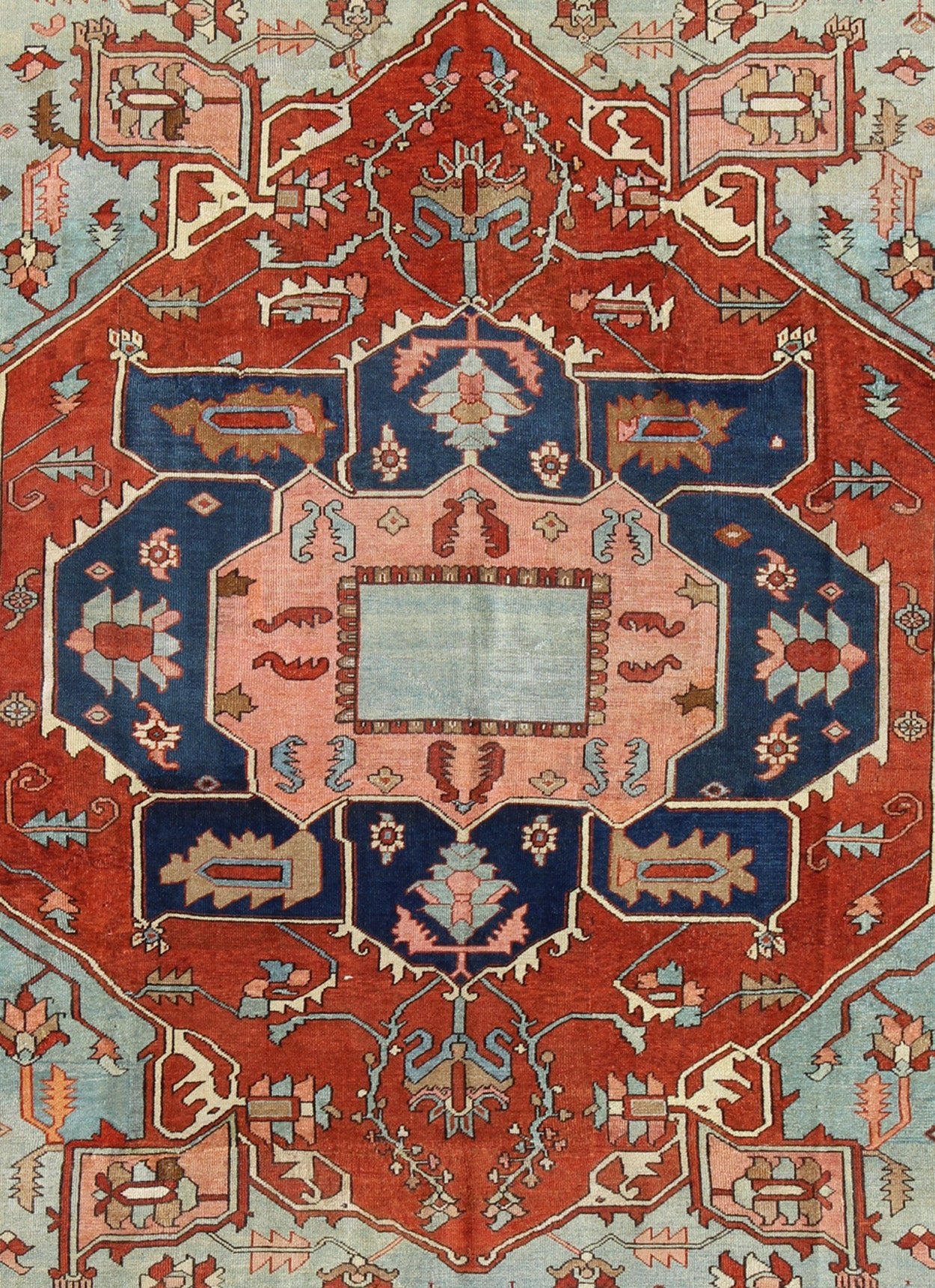 Antique Persian Serapi Carpet with Arabesque Detail and Vine - Scroll Border Keivan Woven Arts / Rug / KBE - 20, country of origin / type: Iran /Heriz, circa 1910. Measures: 9'7 x 11'4 Serapi rugs are known as the finest rugs produced in the Heriz r... - Keivan Woven ArtsKBE - 20 - 4164Rug