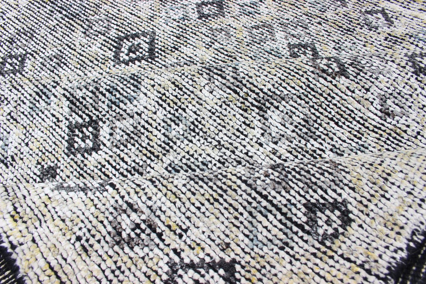Modern Distress Area Rug With. Asymmetrical Diamonds on A White Background - Keivan Woven ArtsKHN - 1020 - TR - 816 - 13510