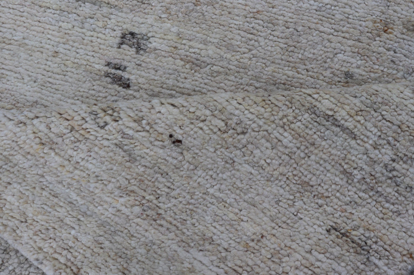 Long Modern Gallery Runner in Neutrals With Moroccan Styled Diamond Design Measures 4'5 x 14'0 This modern gallery runner features a creamy beige field homing darker neutral diamonds, loosely resembling Moroccan tribal designs. This pie... - Keivan Woven ArtsKHN - 34908 - TR - 1057 - 21060Rug