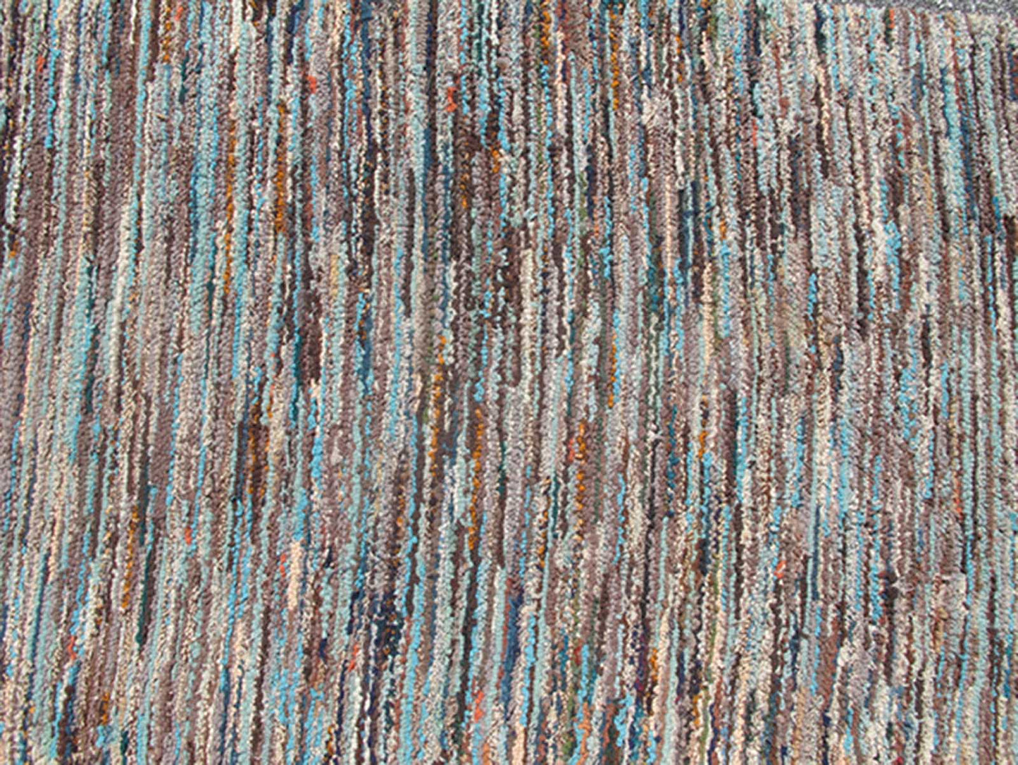 Colorful Long American Hooked Runner Antique hooked runner with variegated design. Keivan Woven Arts / rug L11 - 0904, country of origin / type: United States / Hooked, circa 1950. This vintage American Hooked runner features a variegated s... - Keivan Woven ArtsL11 - 0904 - 2679Rug