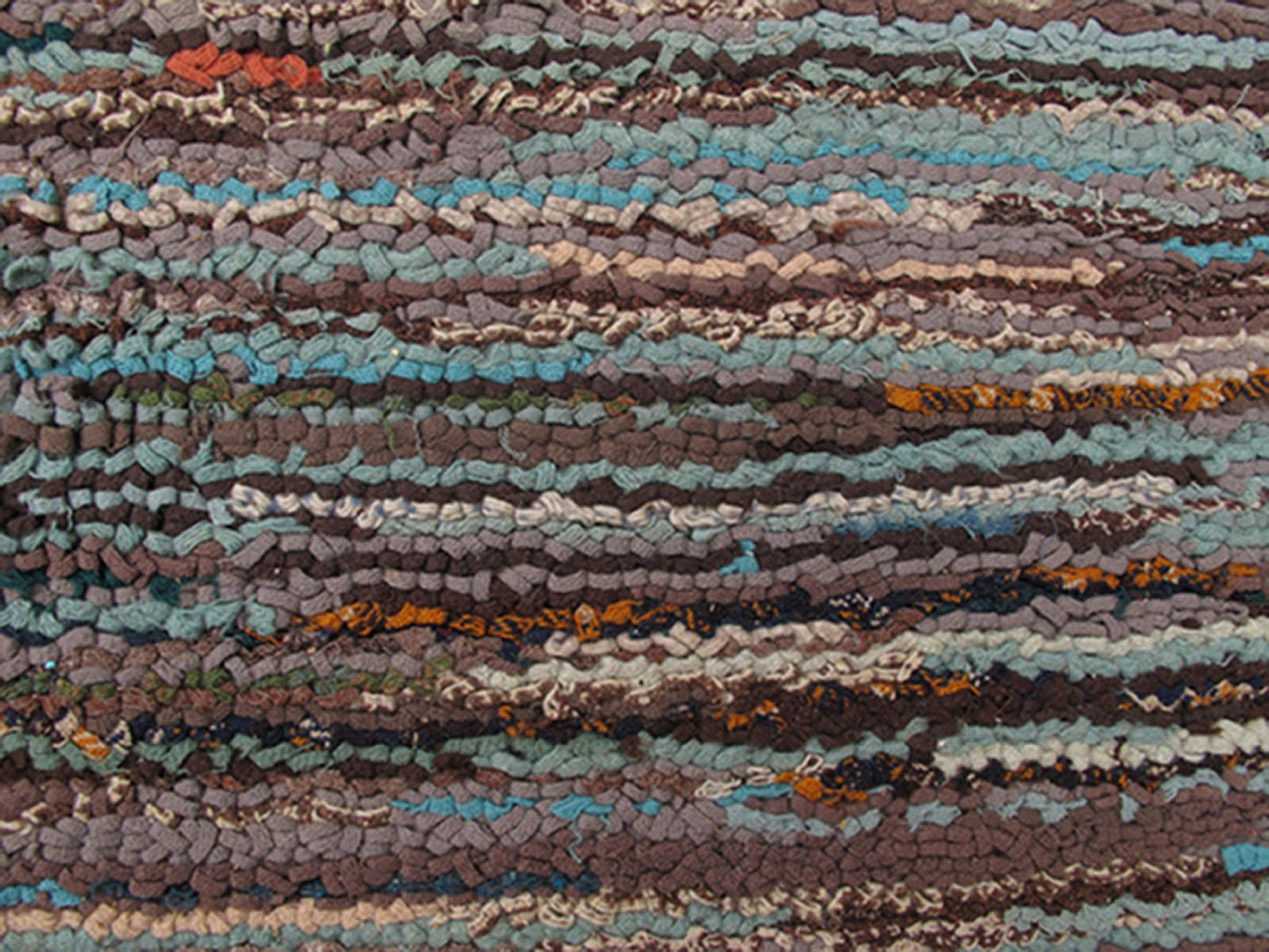 Colorful Long American Hooked Runner Antique hooked runner with variegated design. Keivan Woven Arts / rug L11 - 0904, country of origin / type: United States / Hooked, circa 1950. This vintage American Hooked runner features a variegated s... - Keivan Woven ArtsL11 - 0904 - 2679Rug