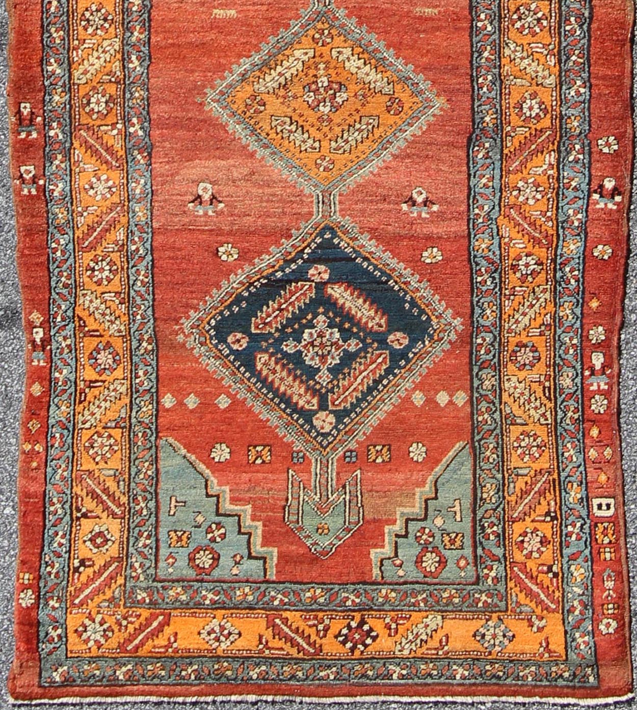 Late 19th Century Antique Persian Bakshaish Rug with Tribal Medallions in Red, l11 - 1107, country of origin / type: Iran / Bakshaish, circa 1890 Crafted in the Azarbijan district of northwest Persia, this superb antique rug (circa 1890) represent... - Keivan Woven ArtsL11 - 1107 - 2975Rug