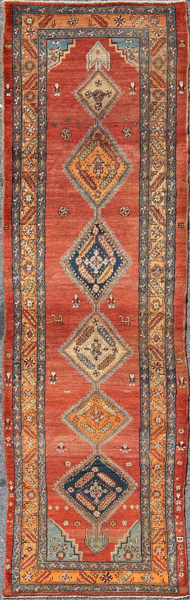 Late 19th Century Antique Persian Bakshaish Rug with Tribal Medallions in Red, l11 - 1107, country of origin / type: Iran / Bakshaish, circa 1890 Crafted in the Azarbijan district of northwest Persia, this superb antique rug (circa 1890) represent... - Keivan Woven ArtsL11 - 1107 - 2975Rug